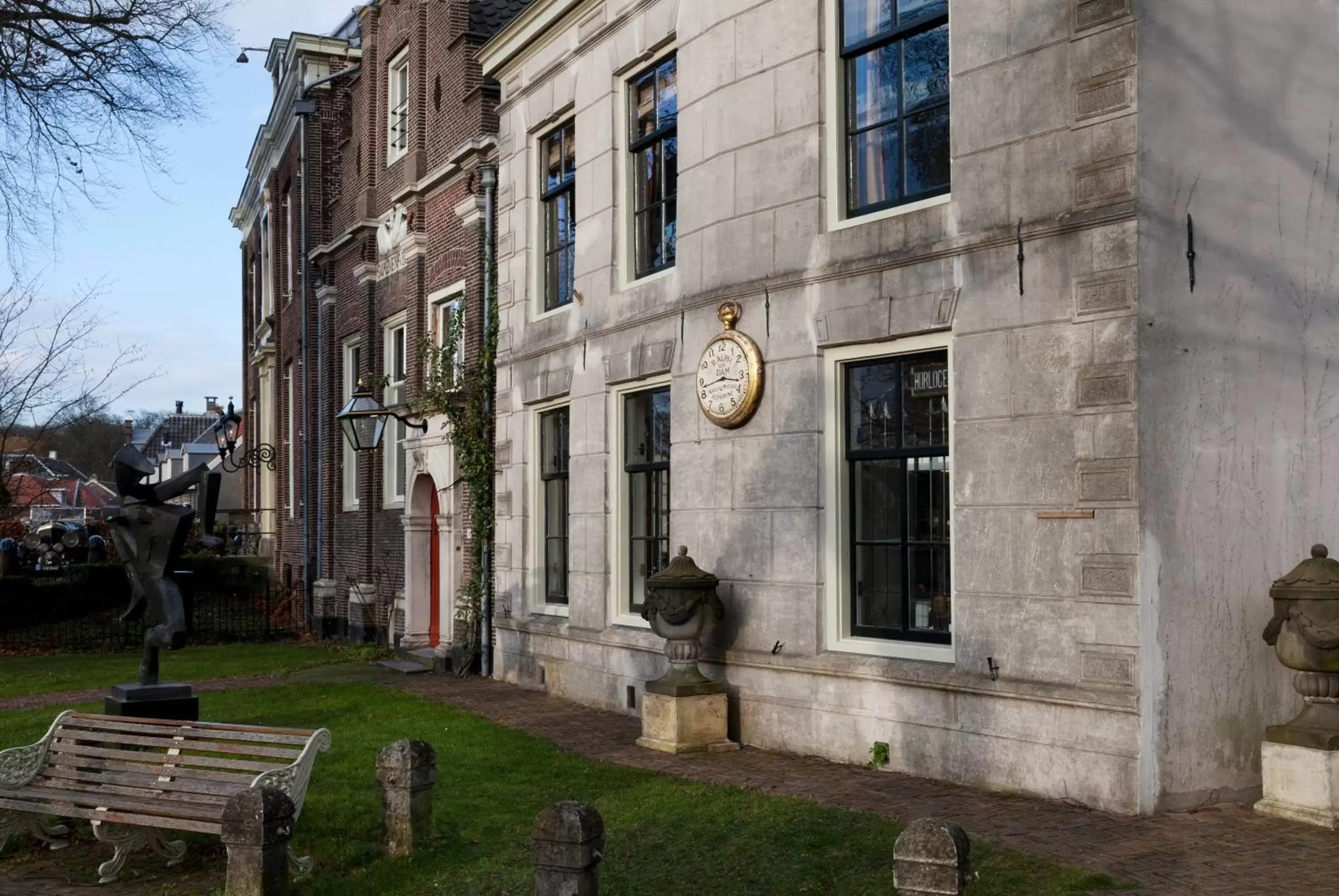 Facade/entrance, Property Building in Logement Swaenenvecht