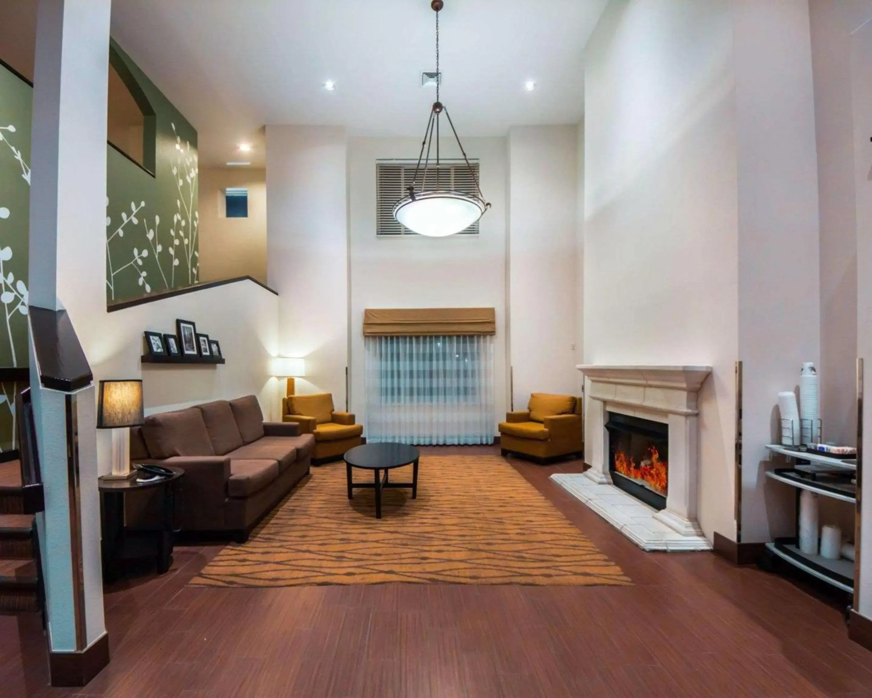 Lobby or reception in Sleep Inn & Suites Edmond near University Lobby or reception in Sleep Inn & Suites Edmond near University