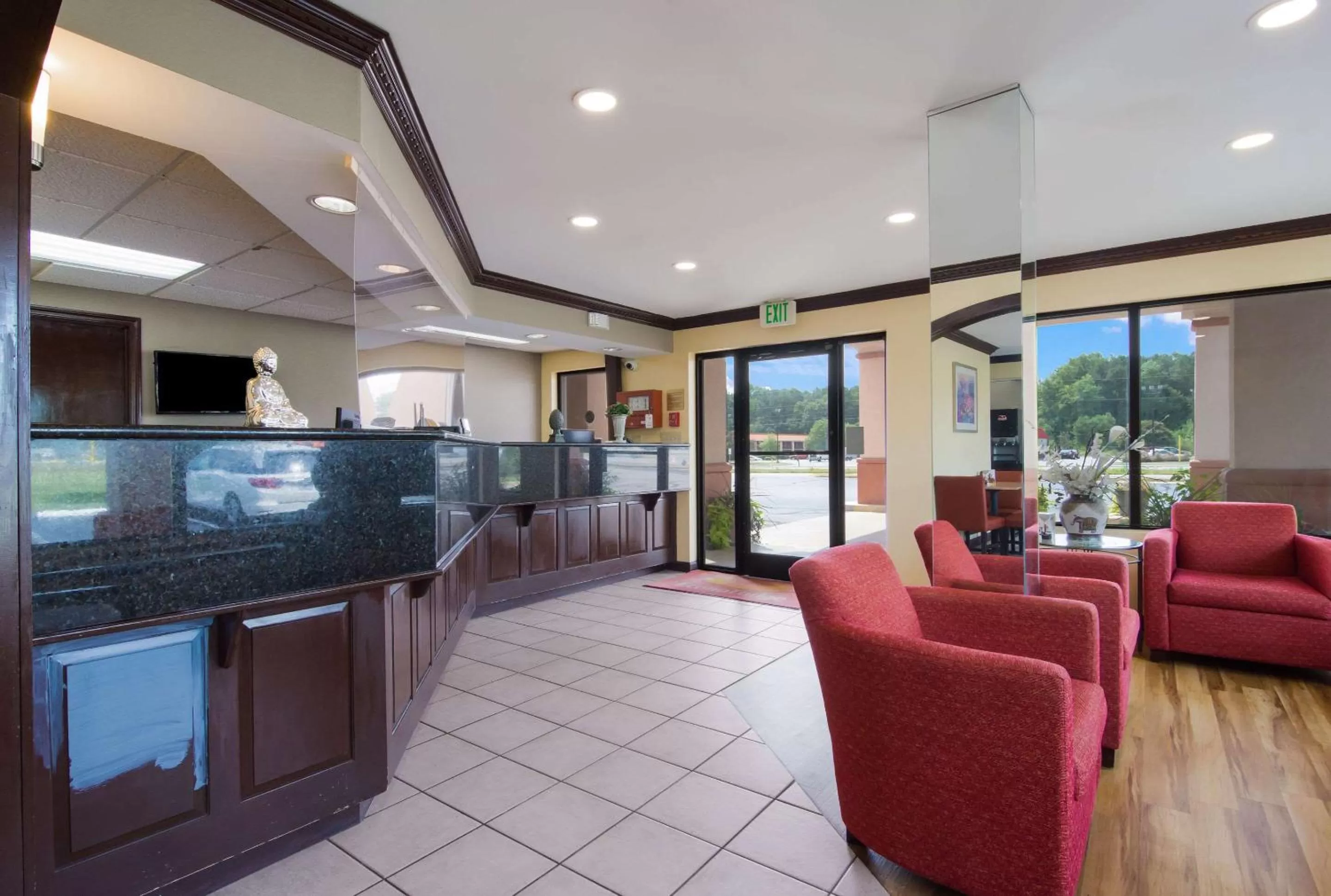 Lobby or reception, Lobby/Reception in Econo Lodge Battleboro - Rocky Mount I-95