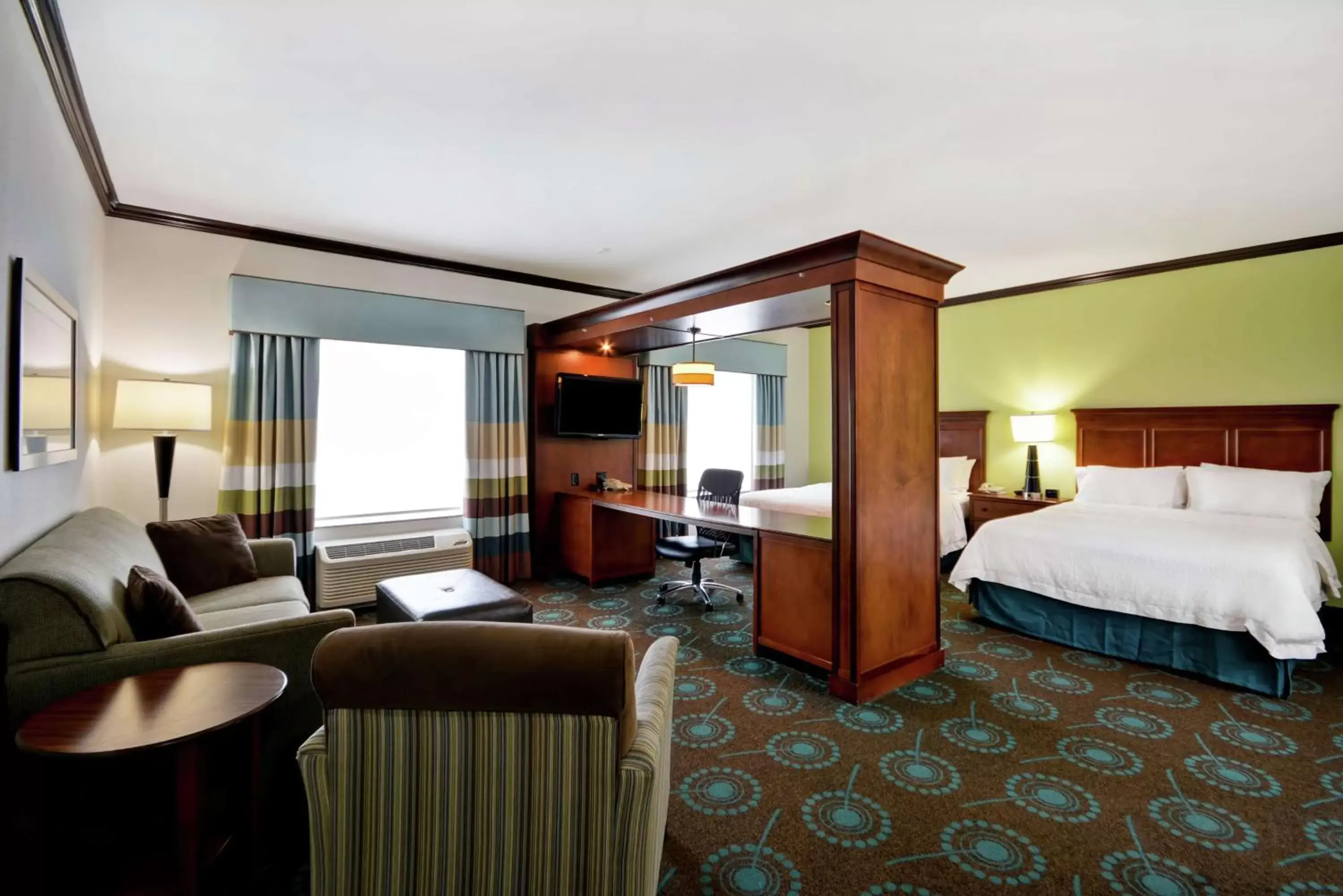 Bedroom in Hampton Inn & Suites San Antonio/Northeast I-35