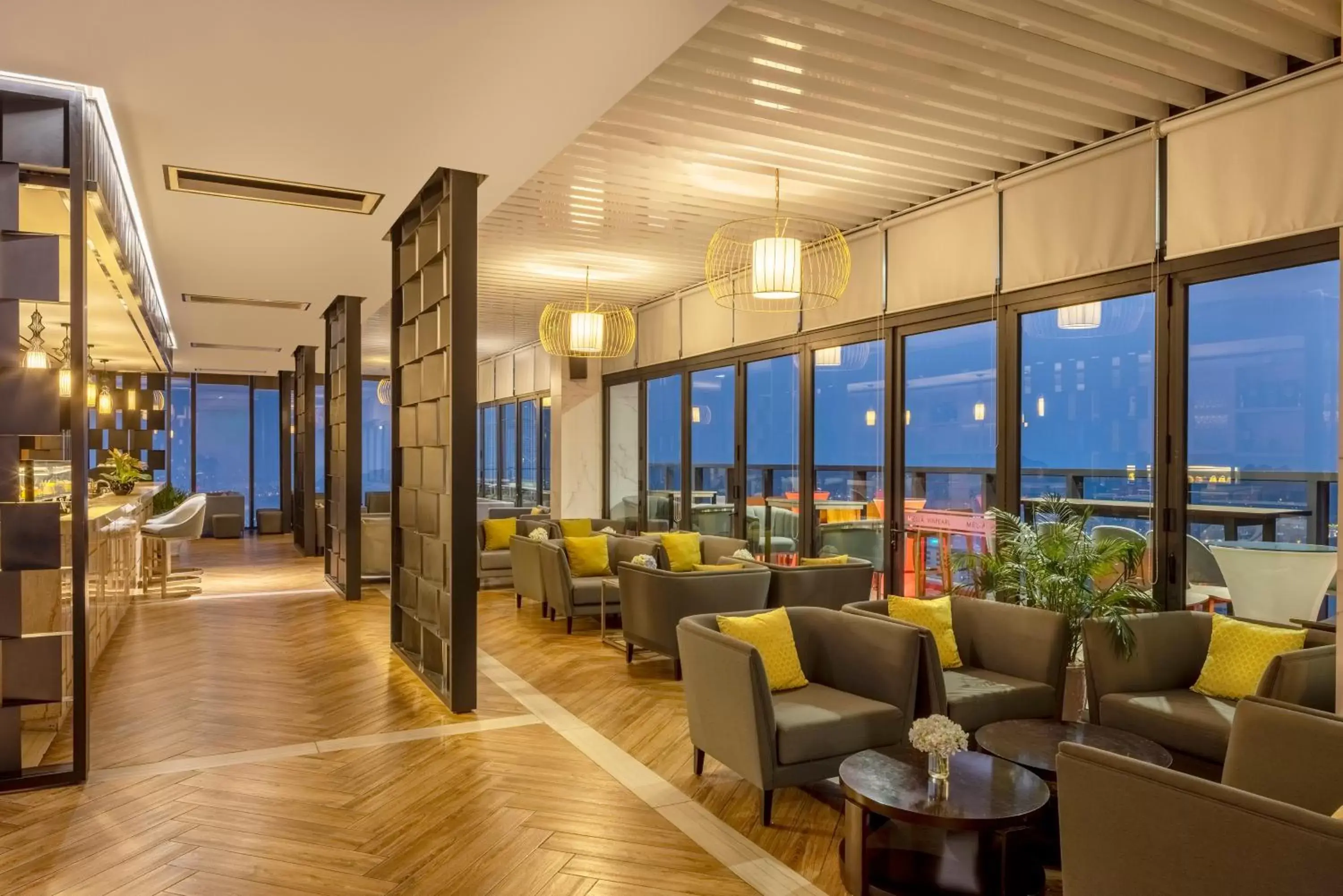 Restaurant/places to eat, Lounge/Bar in Melia Vinpearl Thanh Hoa