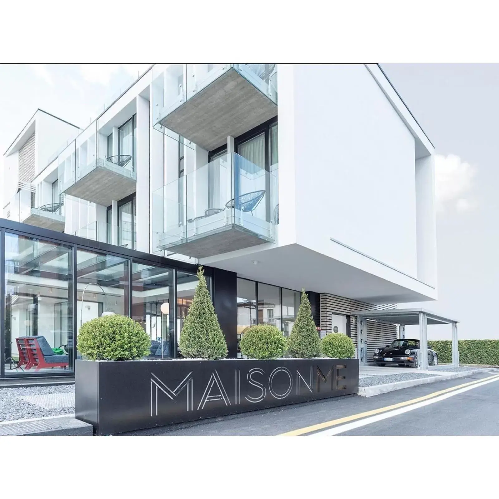 Property building in MaisonMe Boutique Hotel