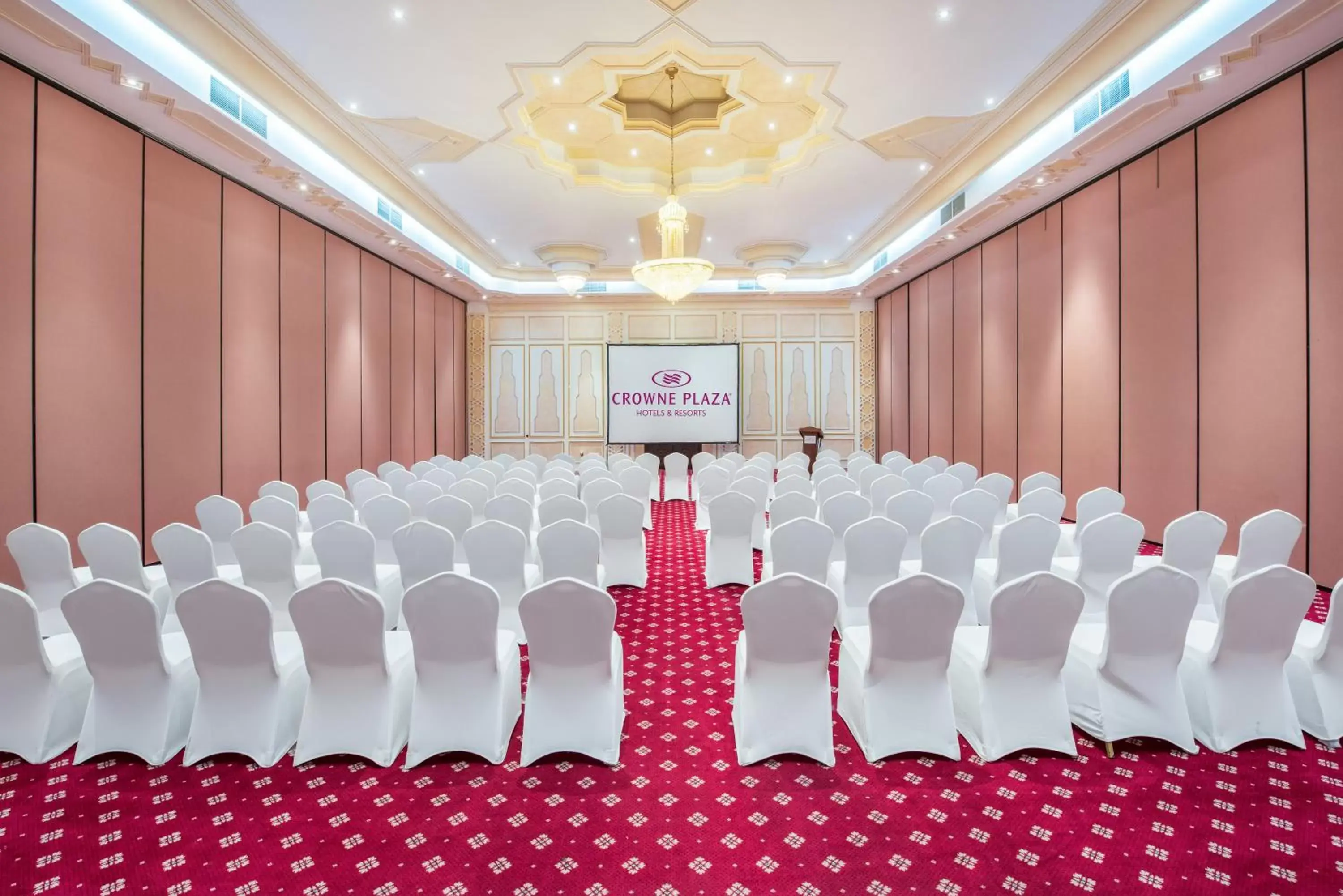 Banquet/Function facilities in Crowne Plaza Resort Salalah, an IHG Hotel