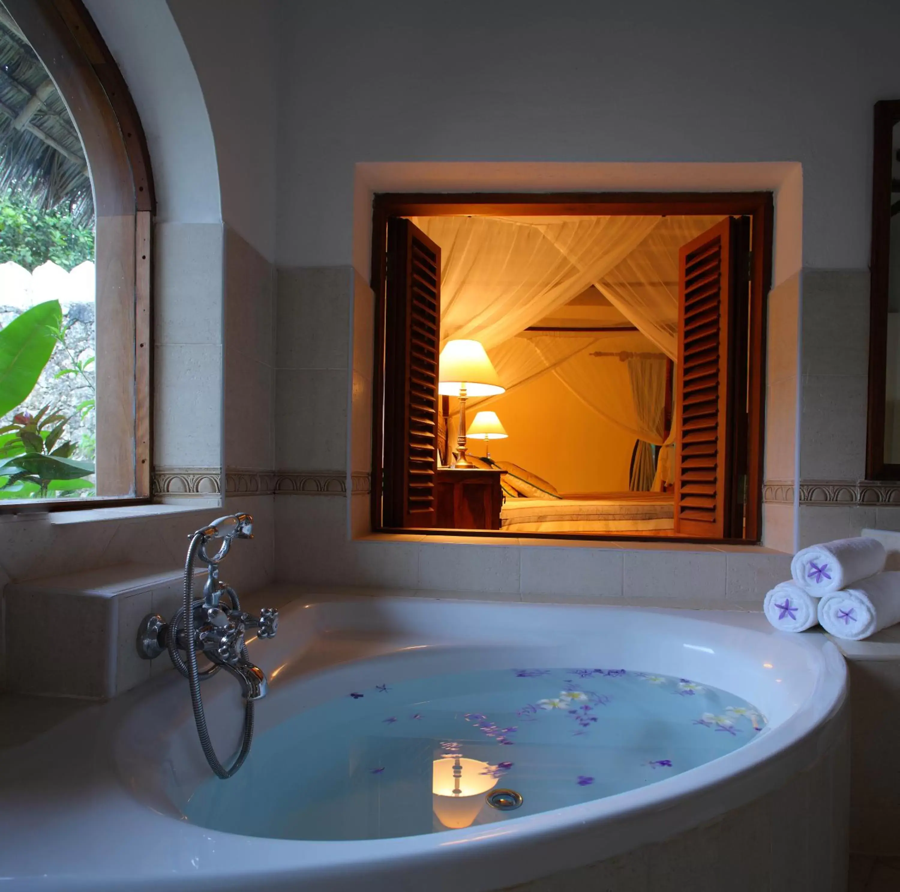 Bathroom in Sultan Sands Island Resort
