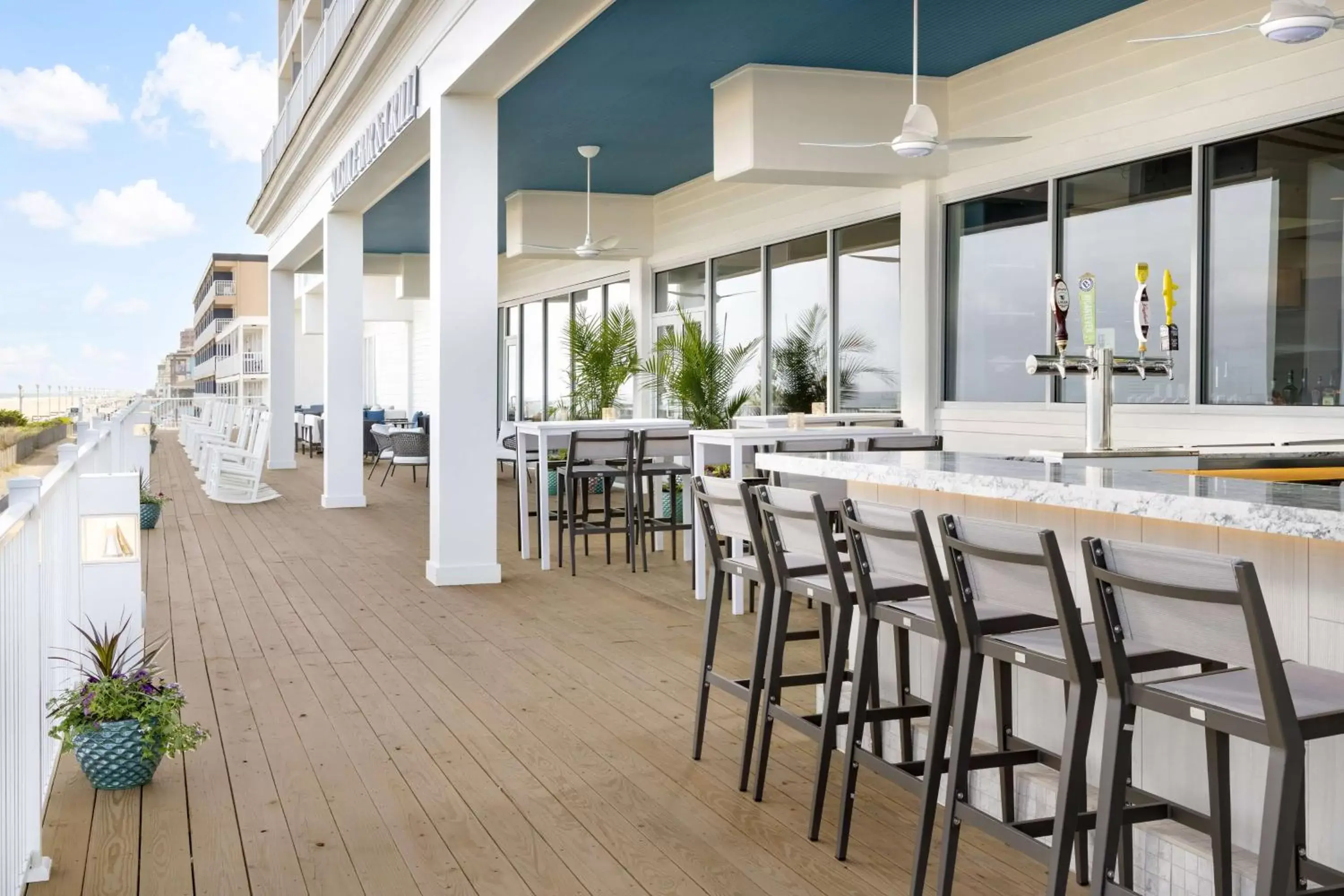 Lounge or bar, Lounge/Bar in Hilton Garden Inn Ocean City Oceanfront