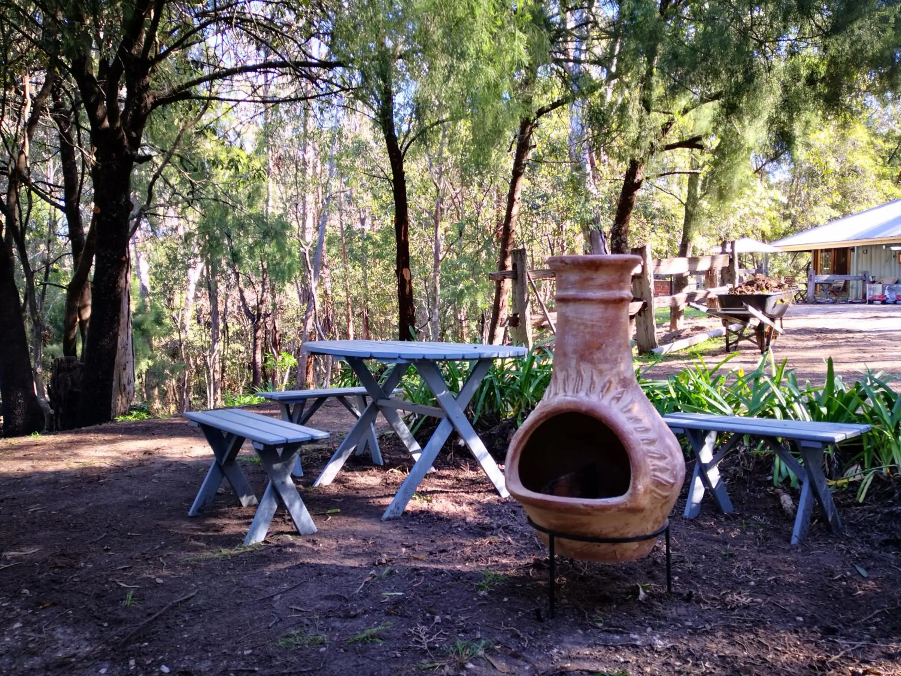 BBQ Facilities in Kalimna Woods Cottages