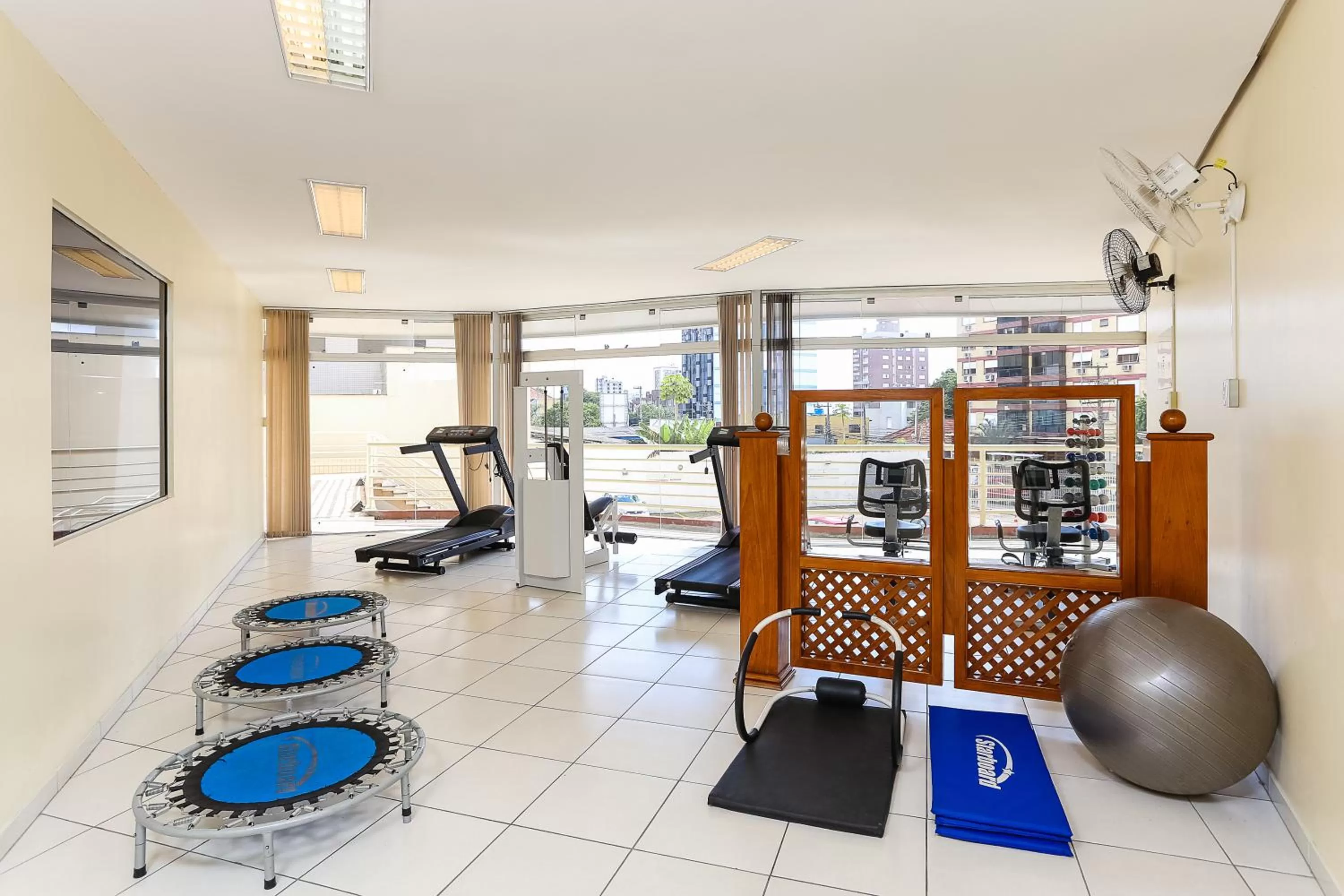 Fitness centre/facilities in Hotel Metropolitan Canoas