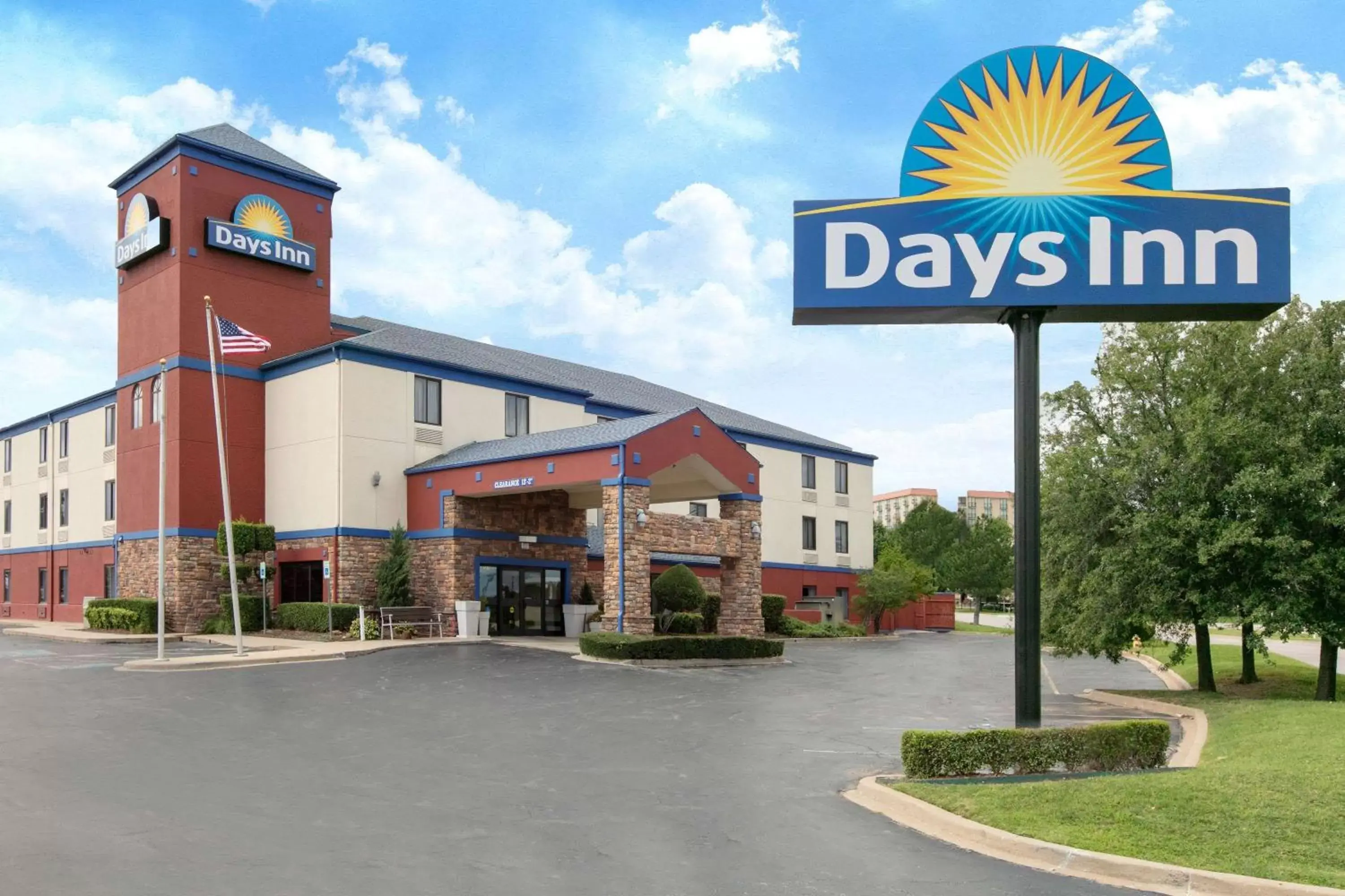 Property Building in Days Inn by Wyndham Tulsa Central