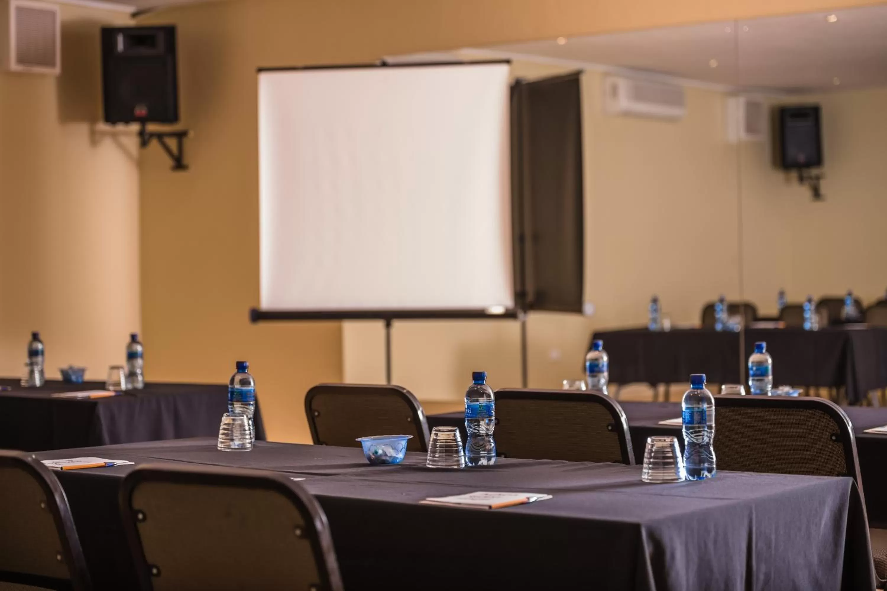Meeting/conference room in Acacia Guesthouse Klerksdorp