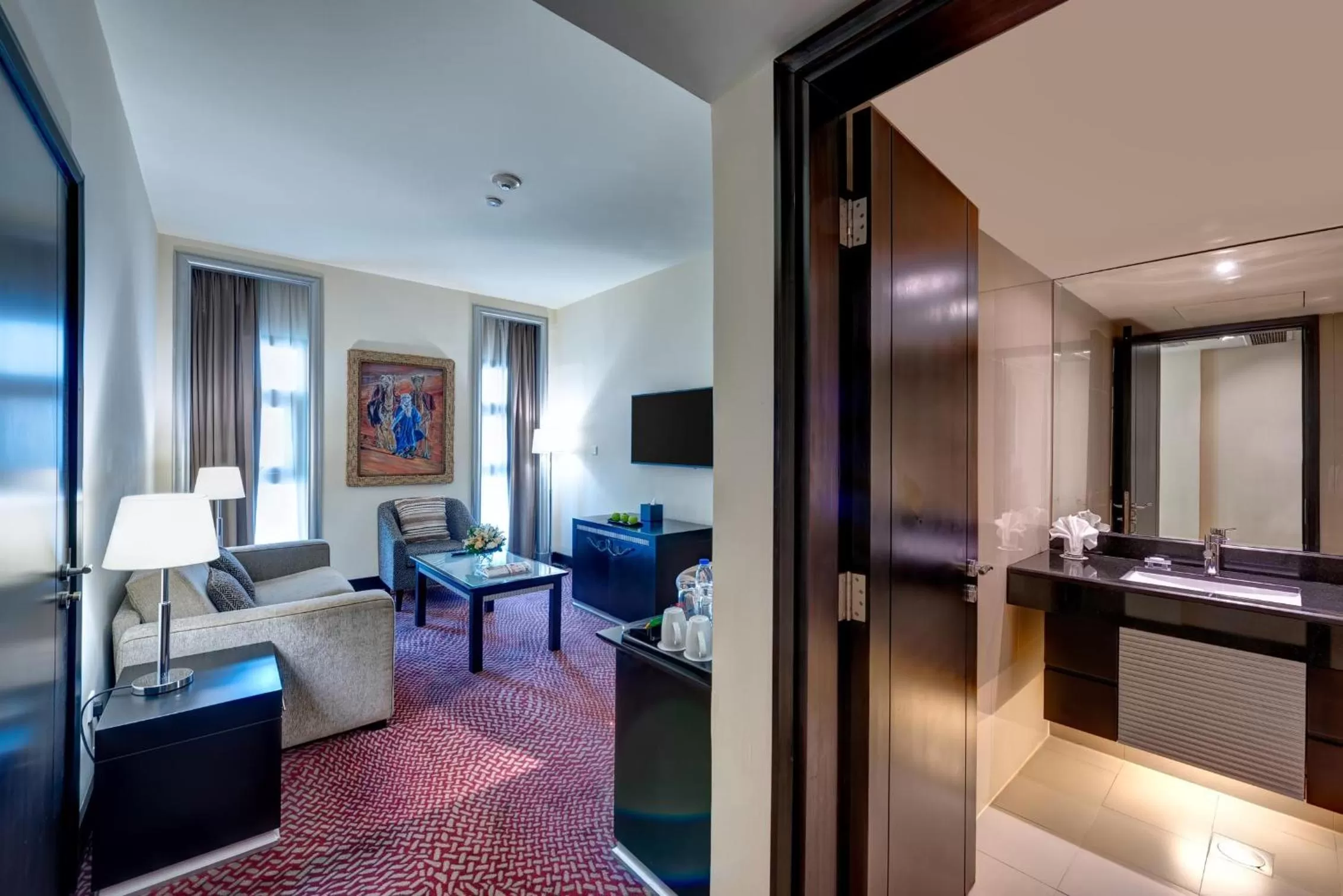 Living room in Mercure Gold Hotel Jumeirah Dubai by Accor