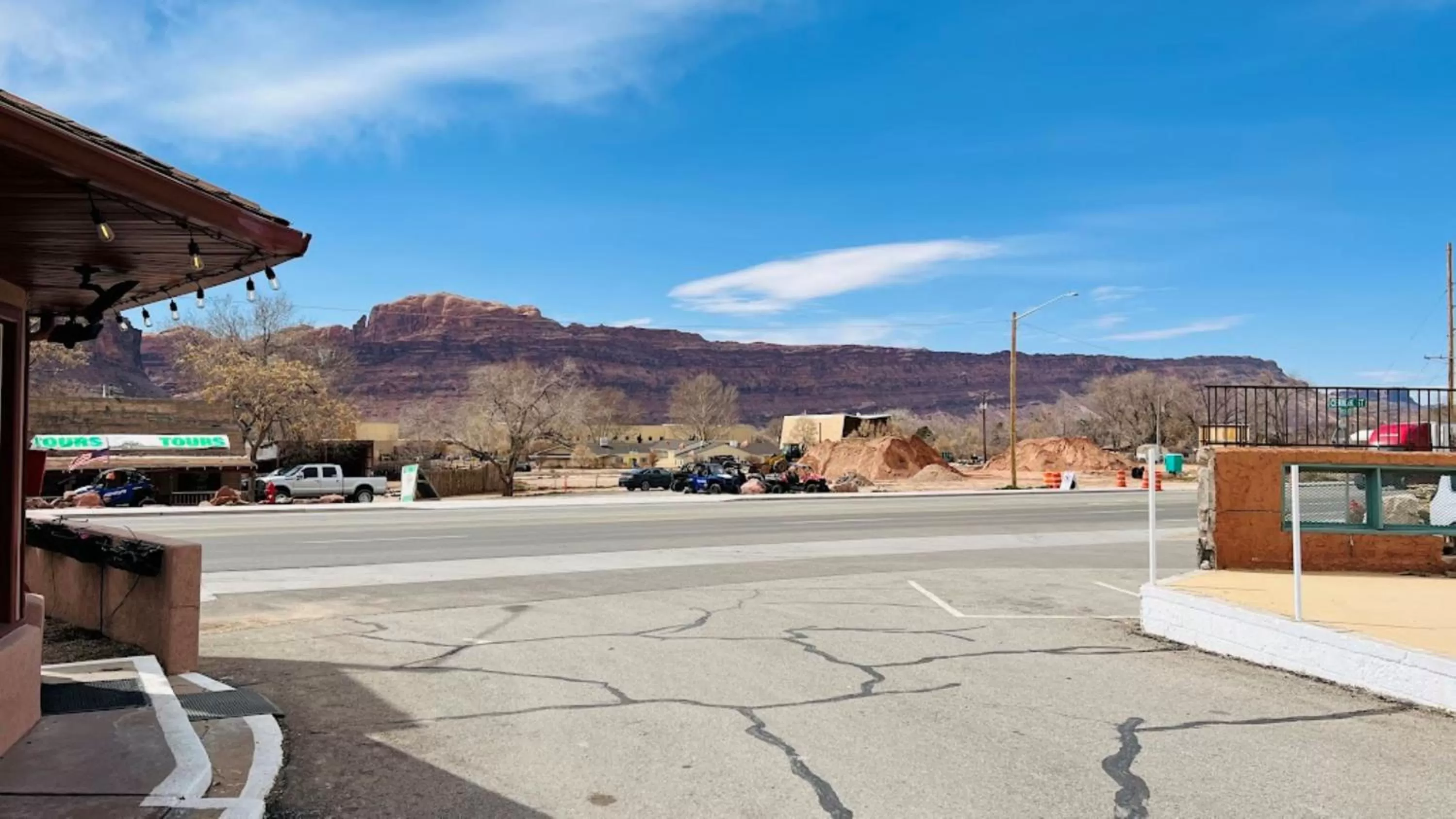 Mountain view in Inca Inn Moab