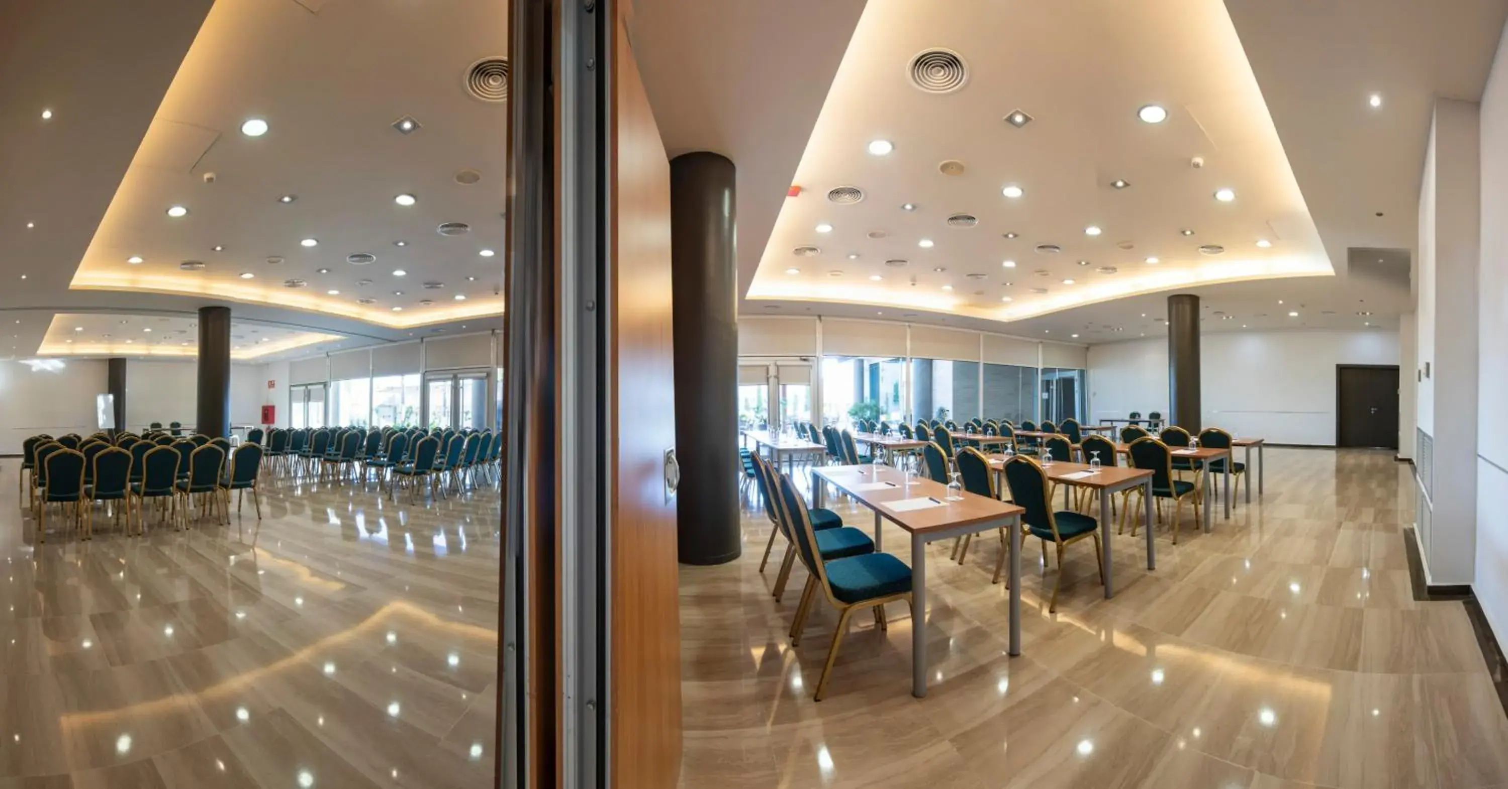 Meeting/conference room, Restaurant/Places to Eat in Tarraco Park Tarragona