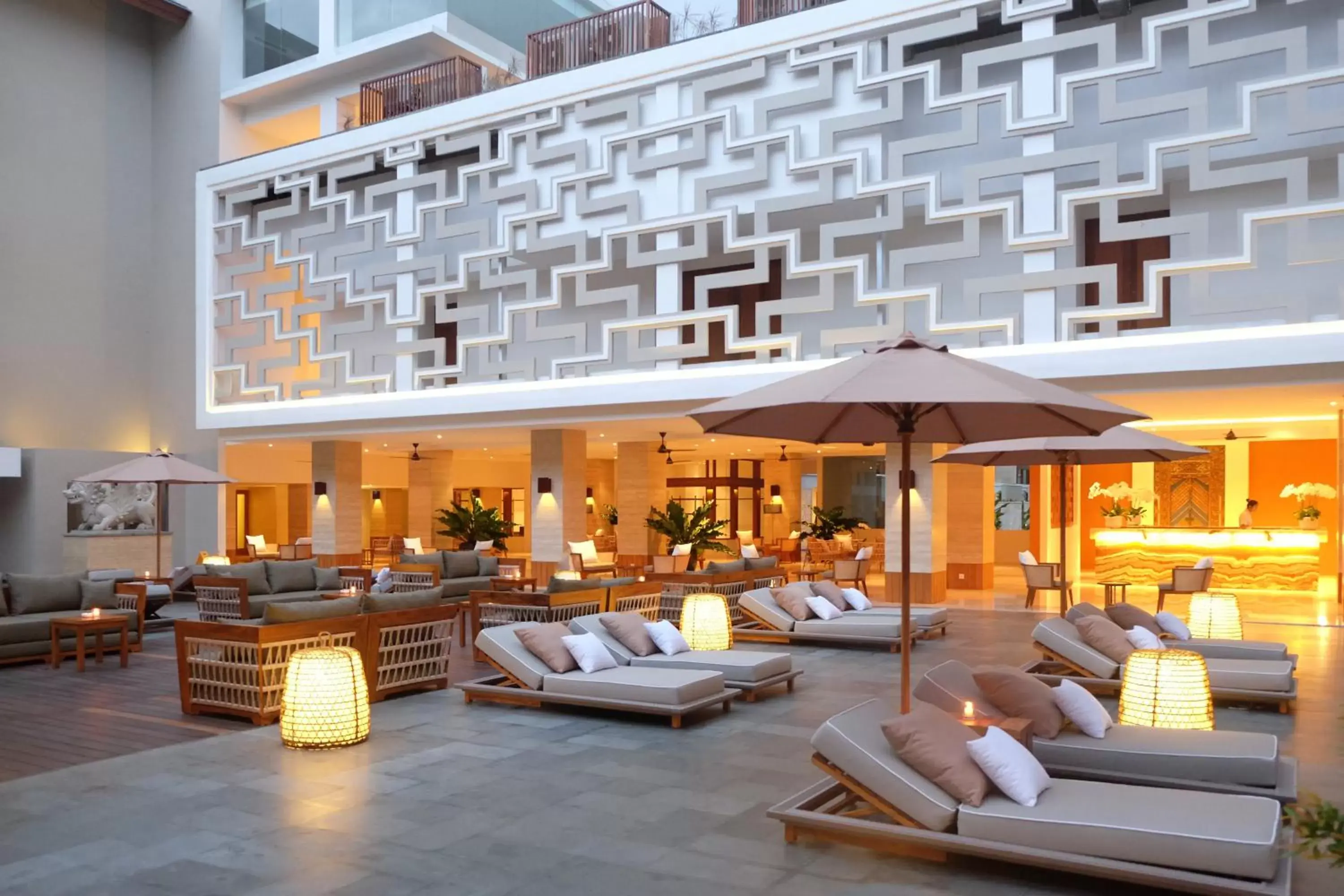 Lounge or bar, Lounge/Bar in The Bandha Hotel & Suites