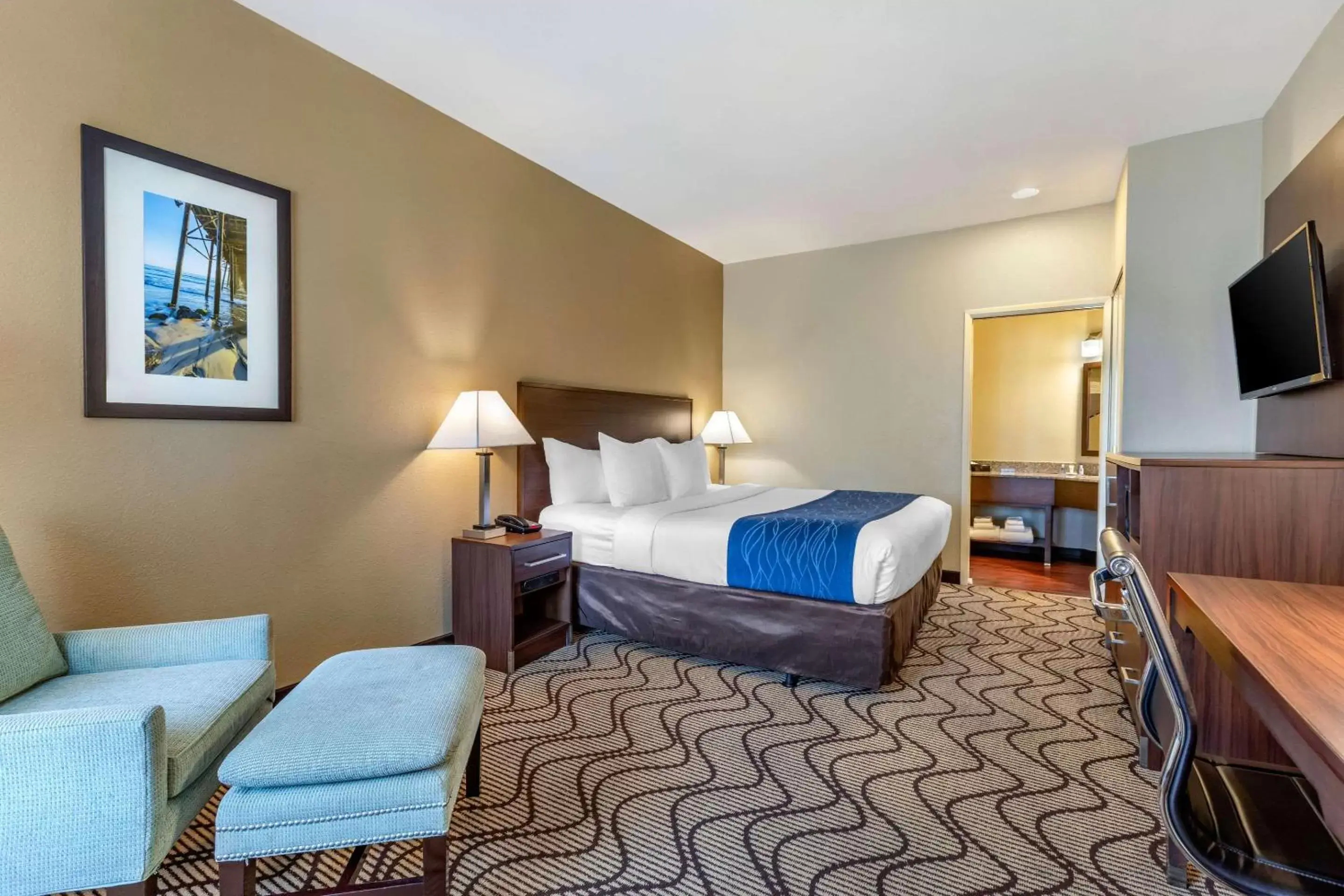 Photo of the whole room in Comfort Inn & Suites Orange County John Wayne Airport