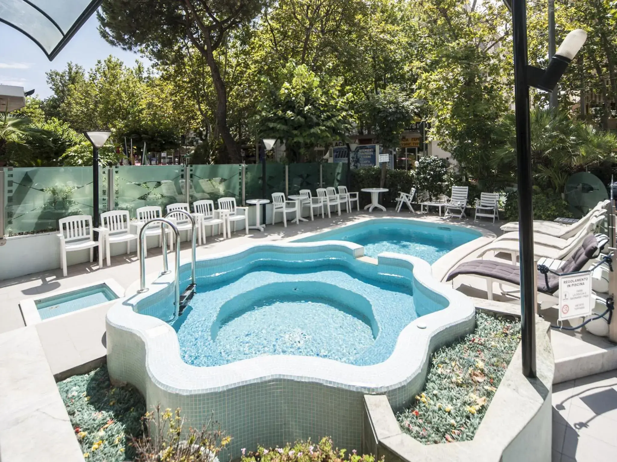 Swimming Pool in Hotel Levante