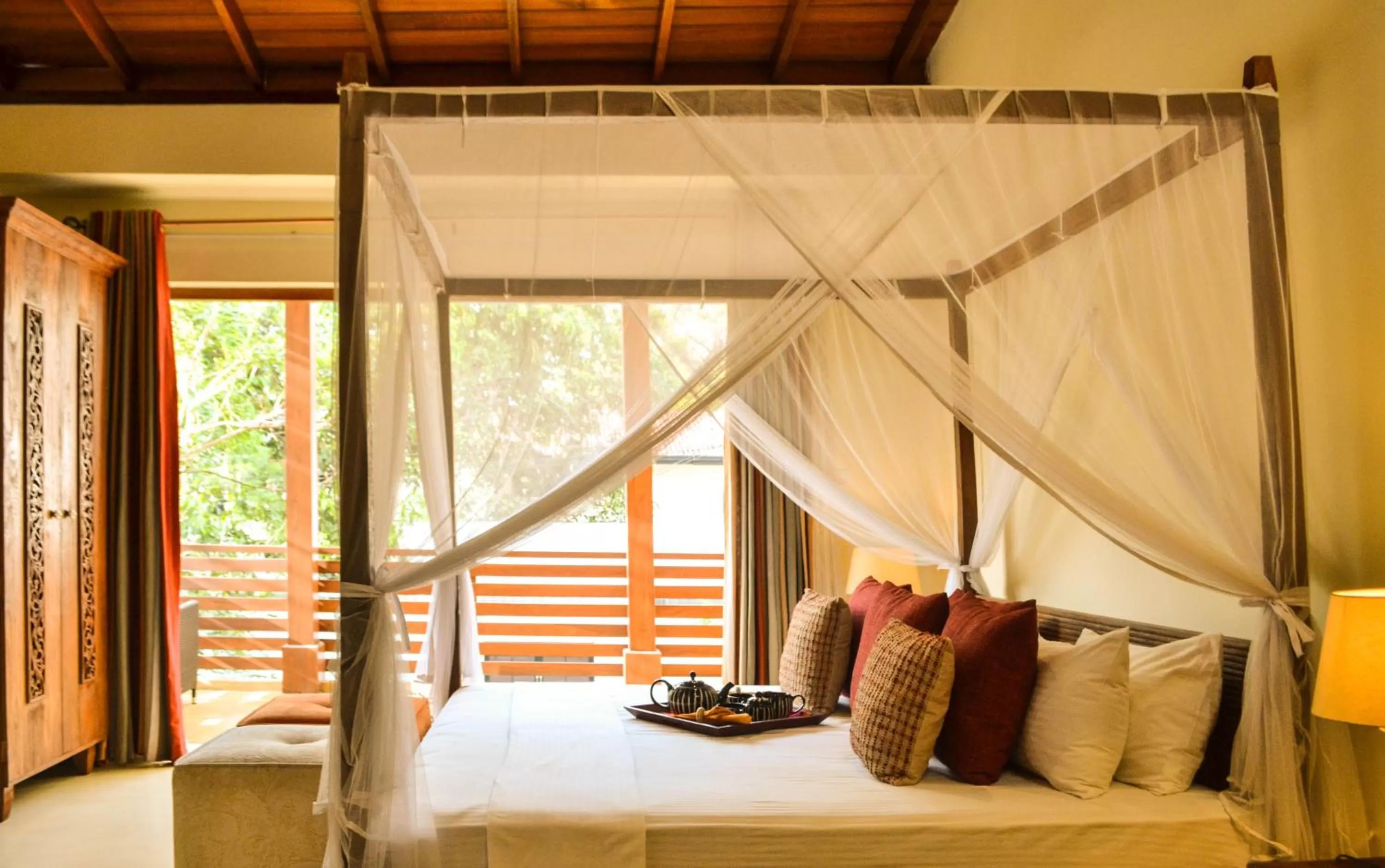 Bed in Urban Bliss Studio