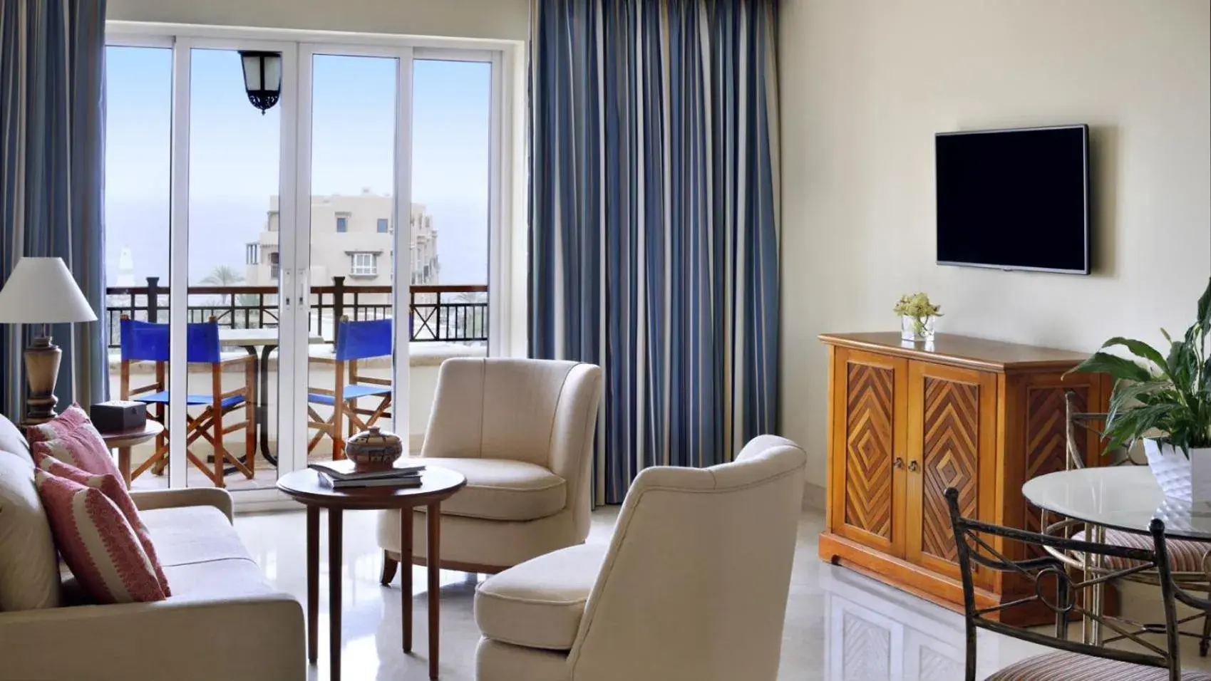 TV and multimedia in Movenpick Resort & Residences Aqaba