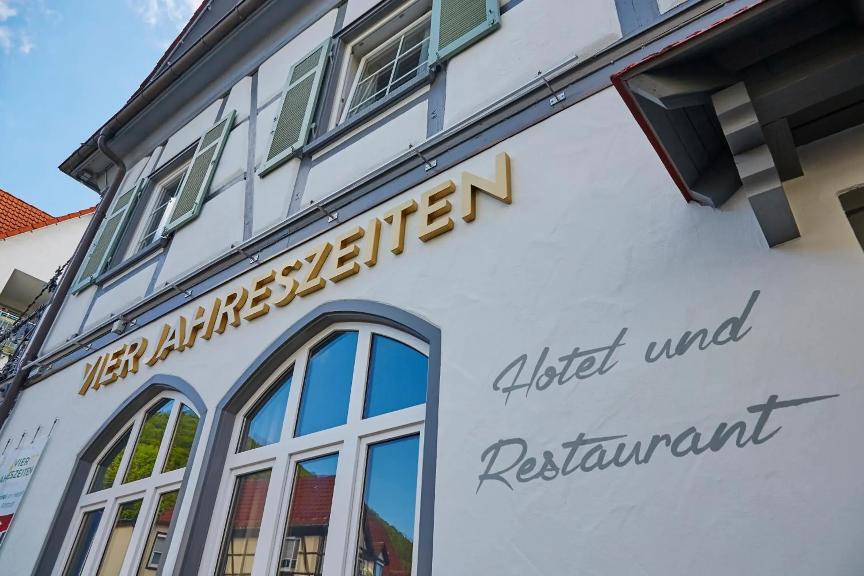 Facade/entrance, Property Logo/Sign in Flair Hotel Vier Jahreszeiten