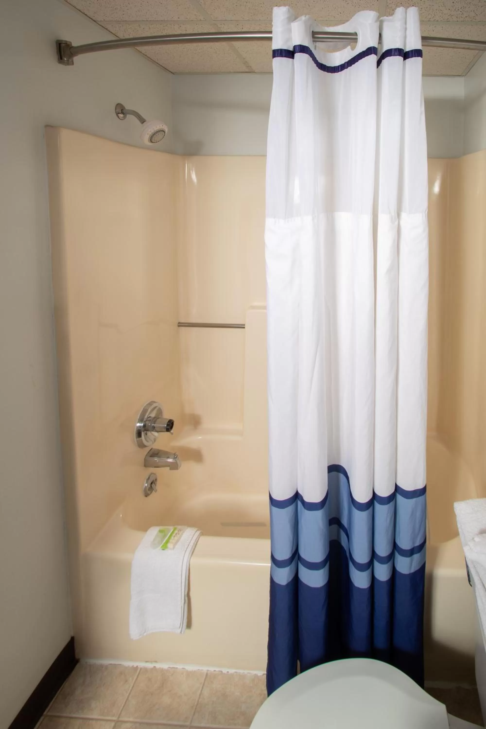 Bathroom in Eastbrook Inn