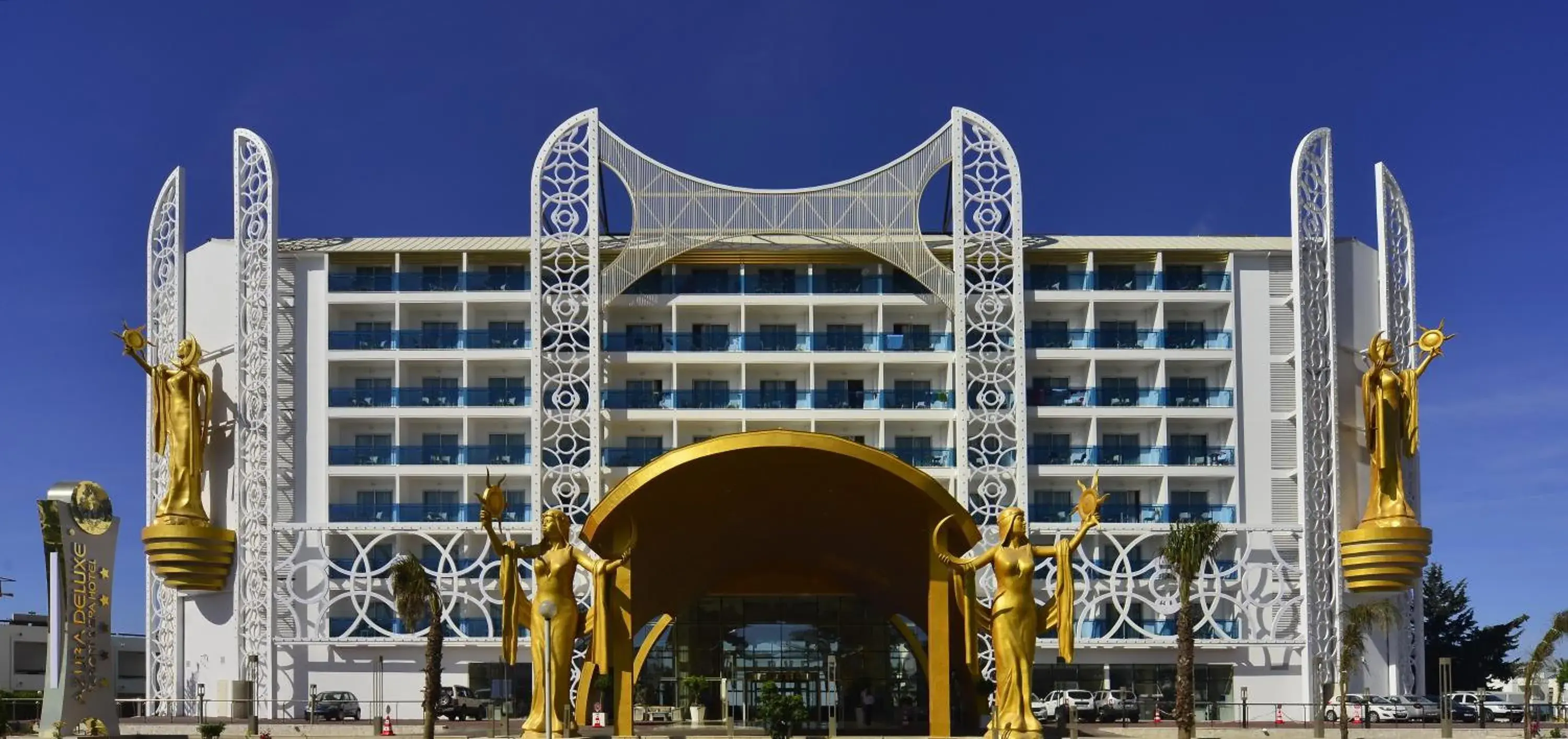 Facade/entrance, Property Building in Azura Deluxe Resort & Spa - Ultra All Inclusive