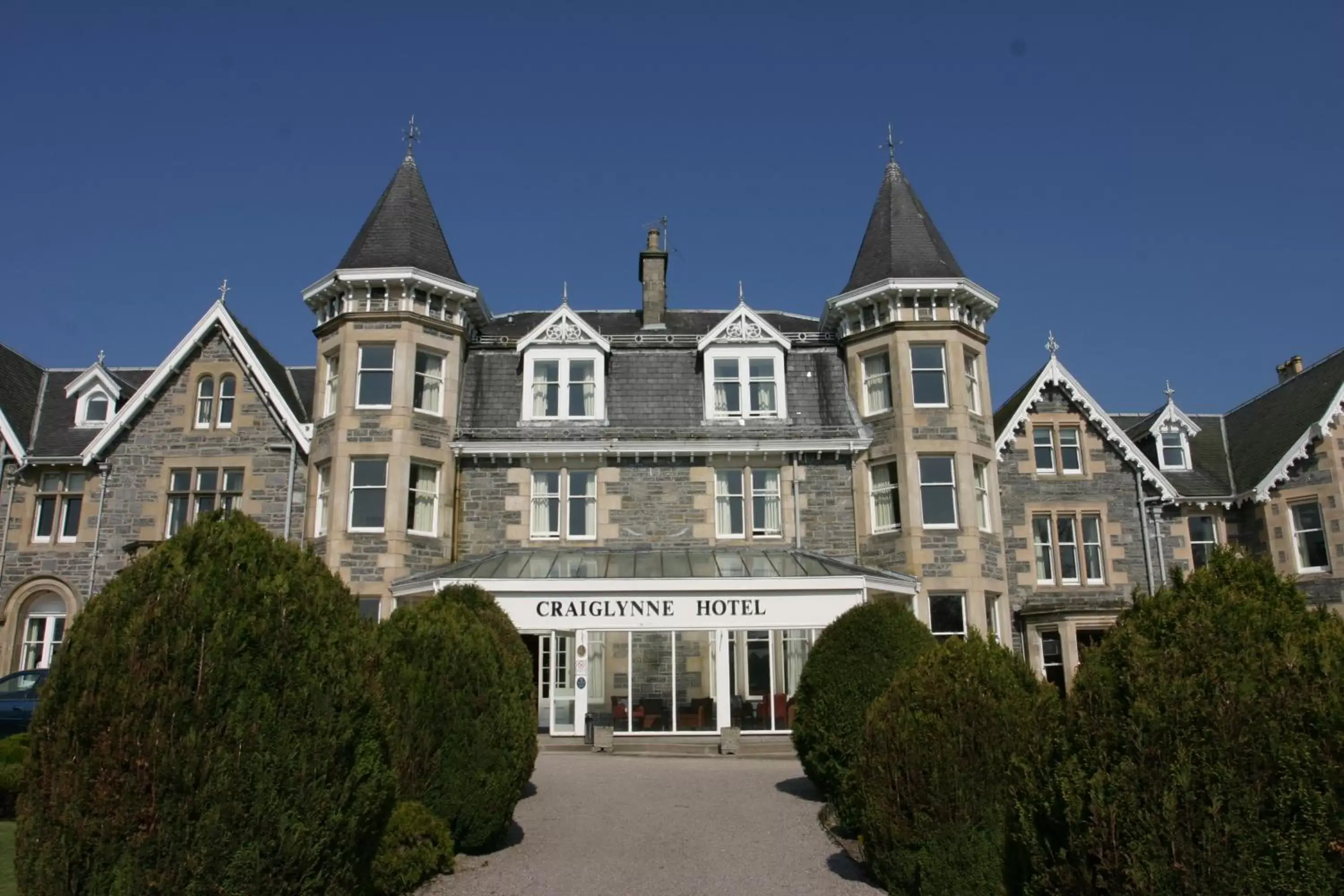 Facade/entrance, Property Building in Craiglynne Hotel