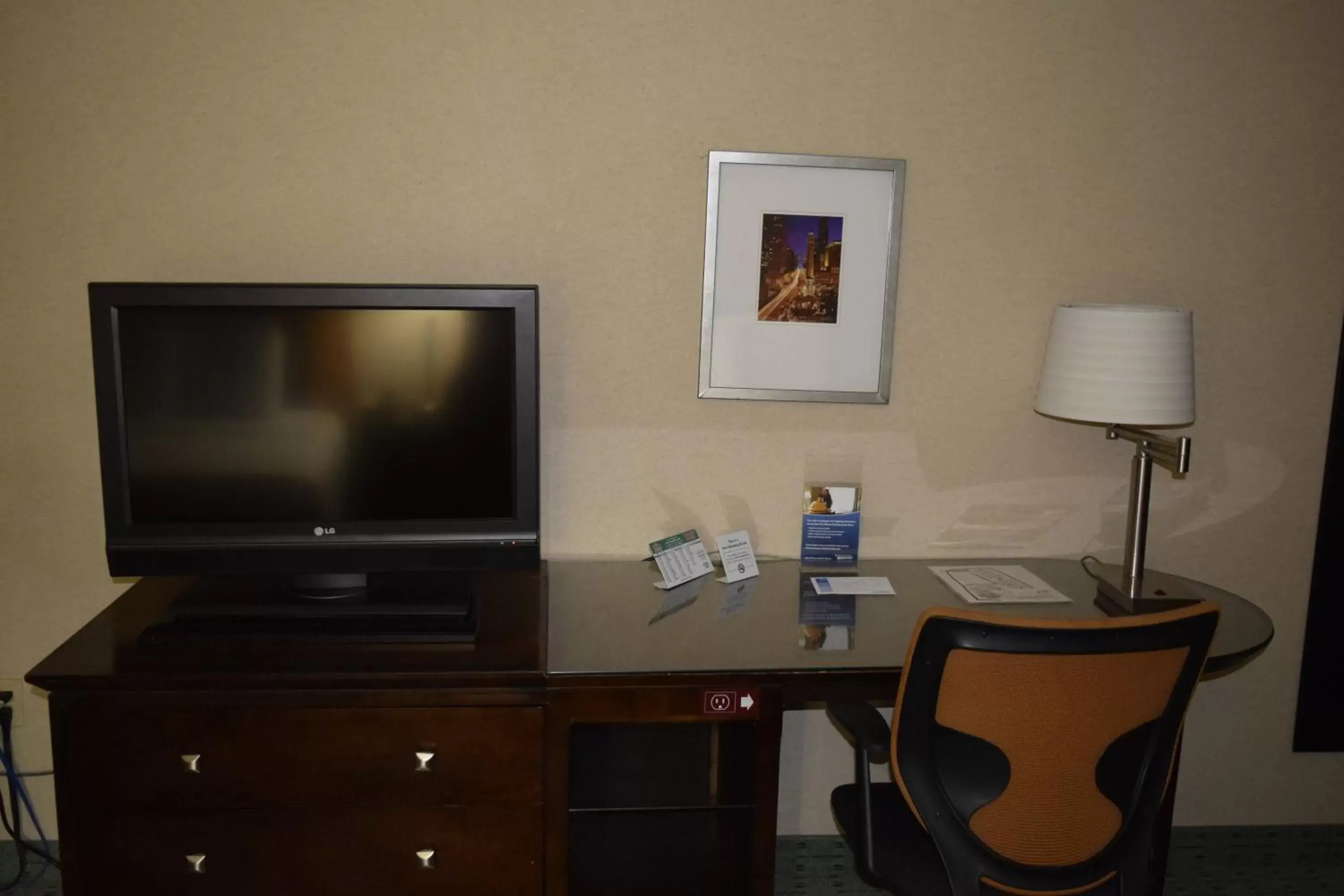 TV/Entertainment Center in Landmark Inn