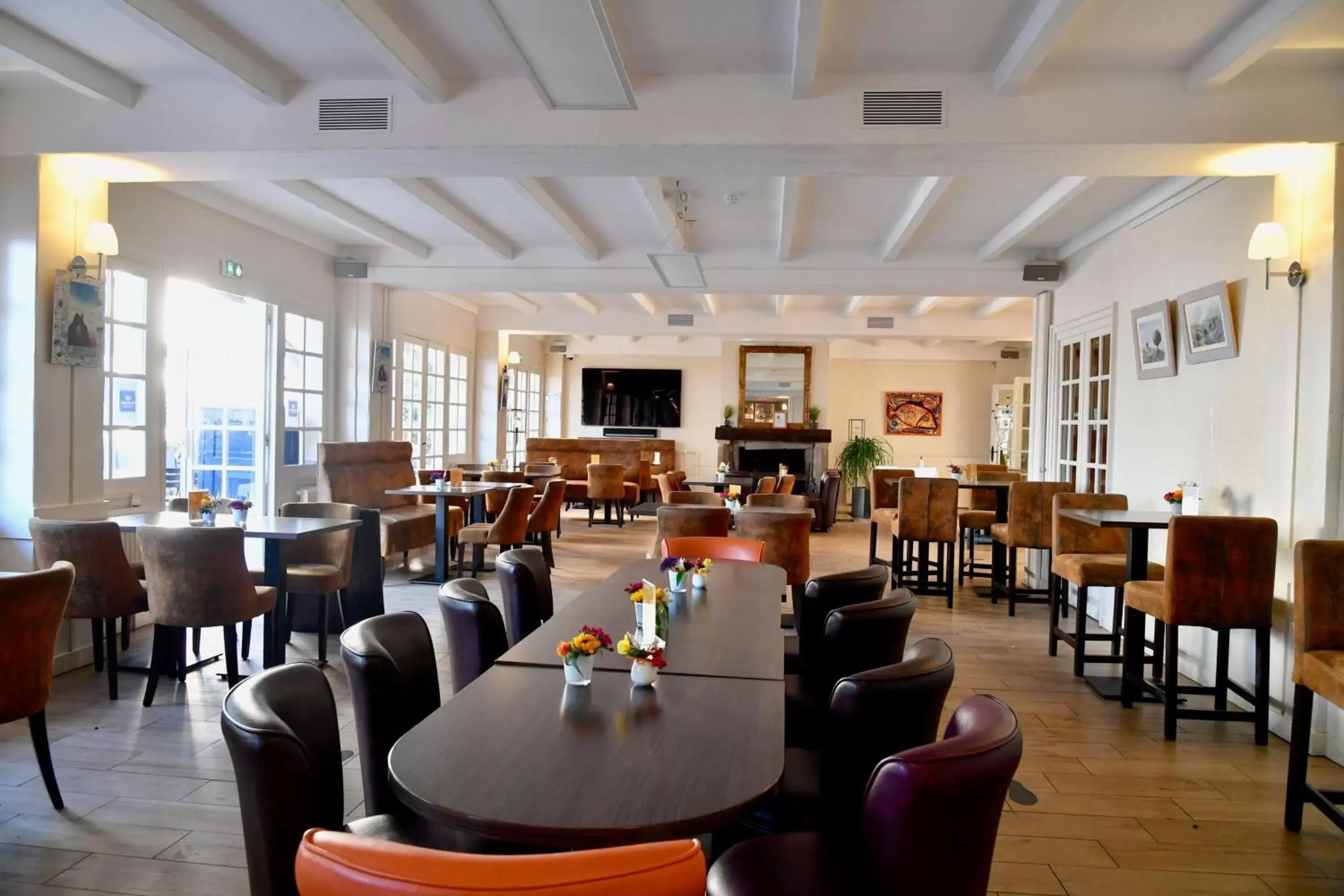 Meeting/conference room, Restaurant/Places to Eat in Best Western Blanche De Castille Dourdan