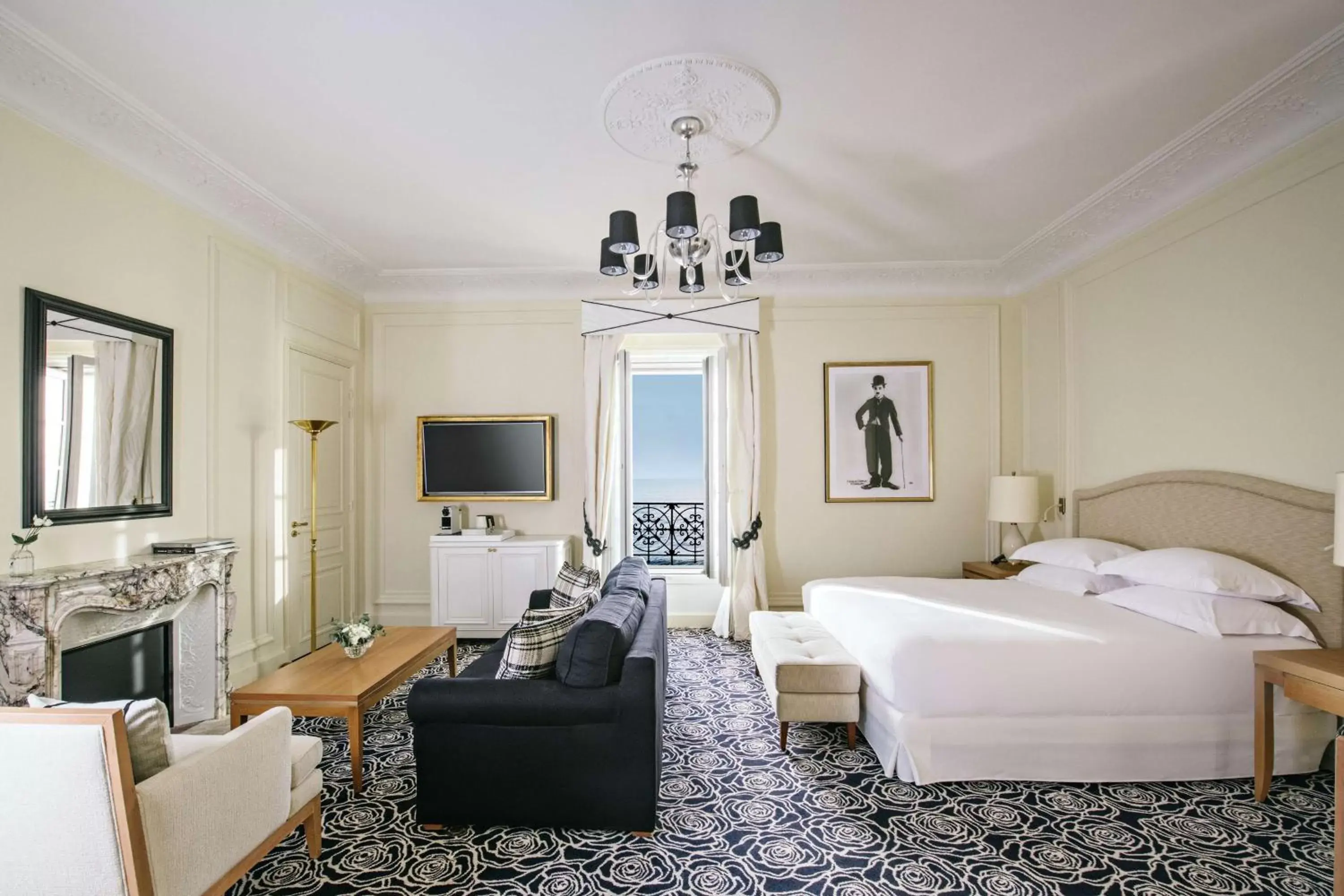 Photo of the whole room in Hôtel du Palais Biarritz, in The Unbound Collection by Hyatt