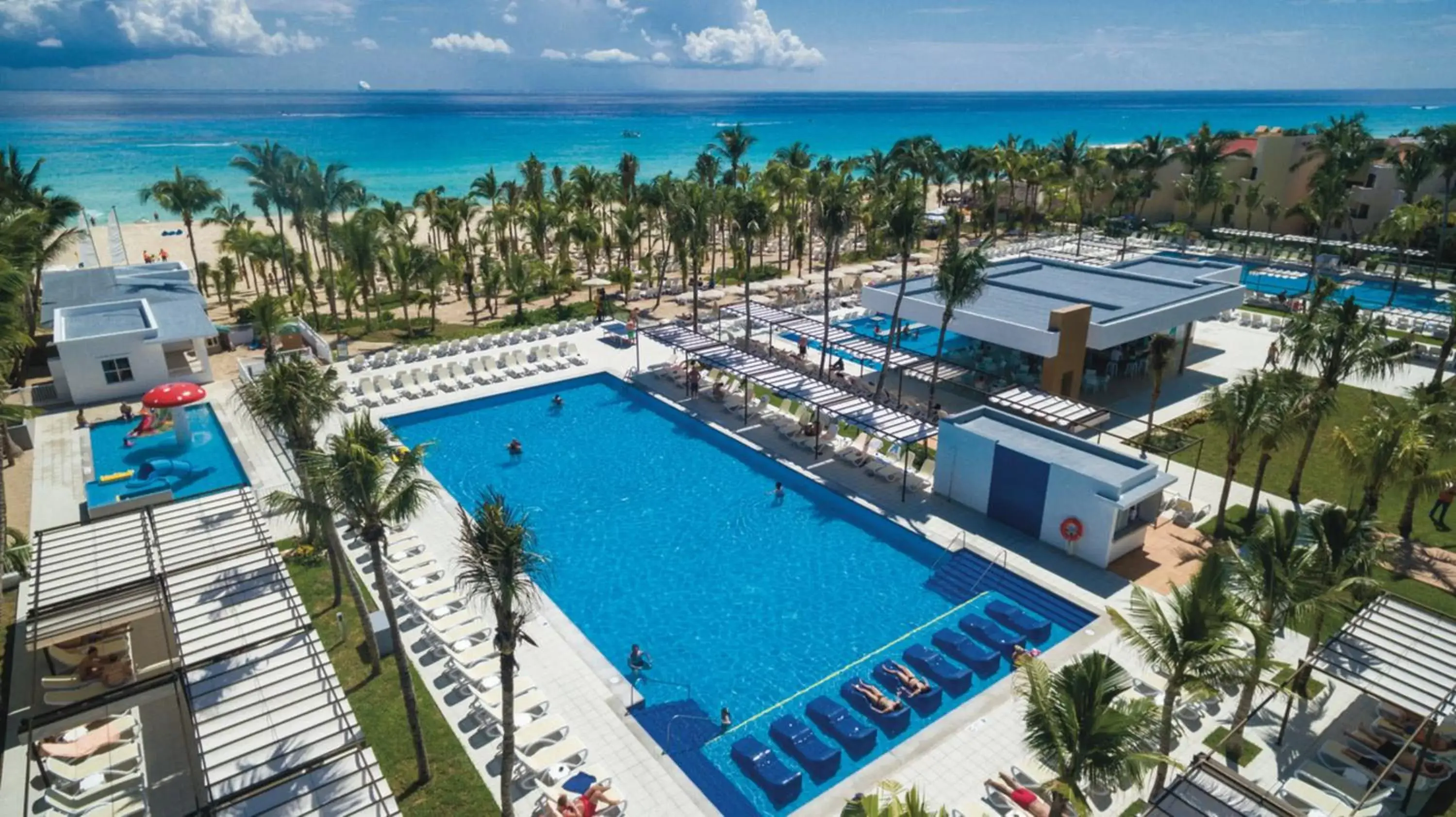 Swimming pool, Pool View in Riu Playacar - All Inclusive