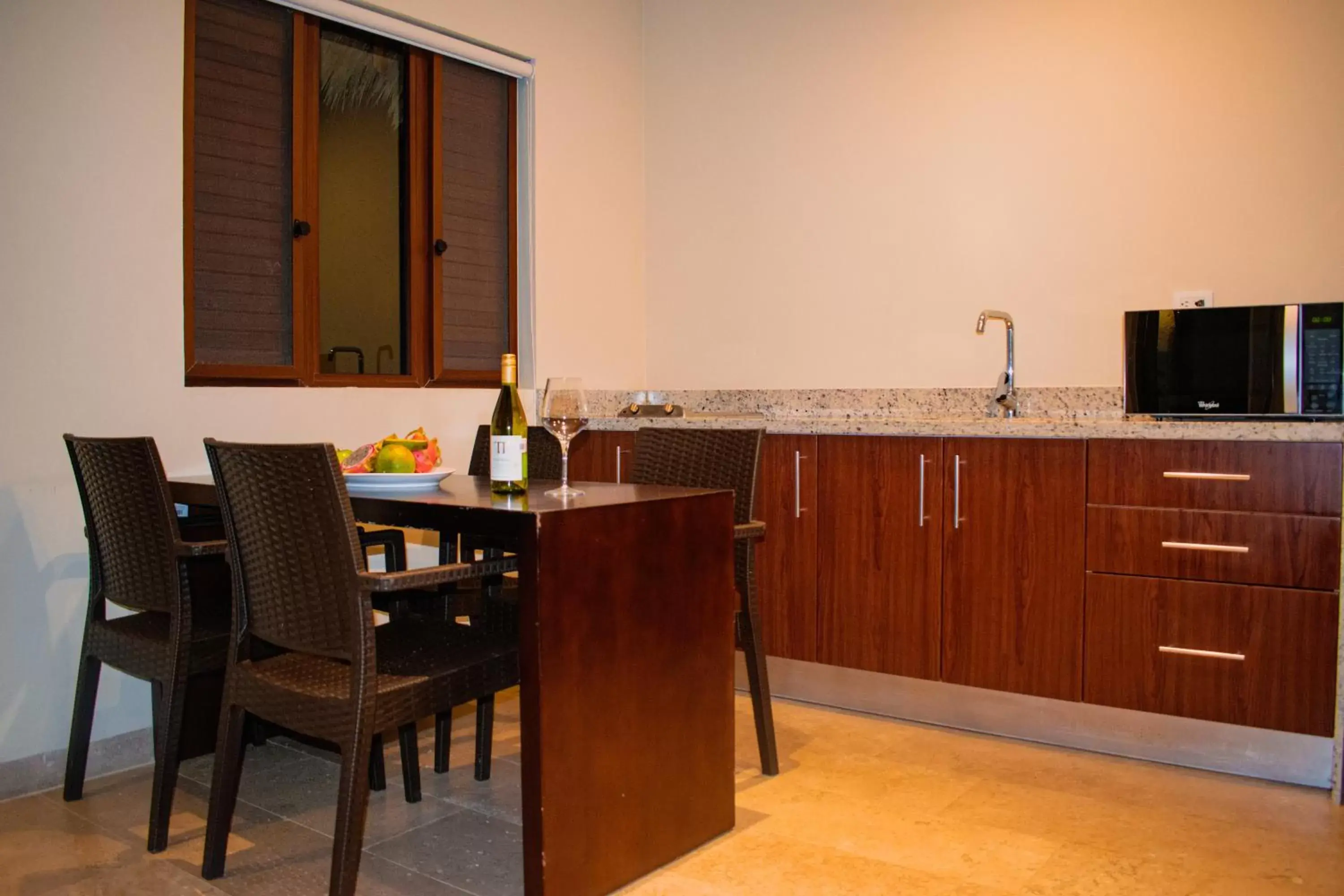 Kitchen or kitchenette, Kitchen/Kitchenette in Villas Grand Marina Kinuh