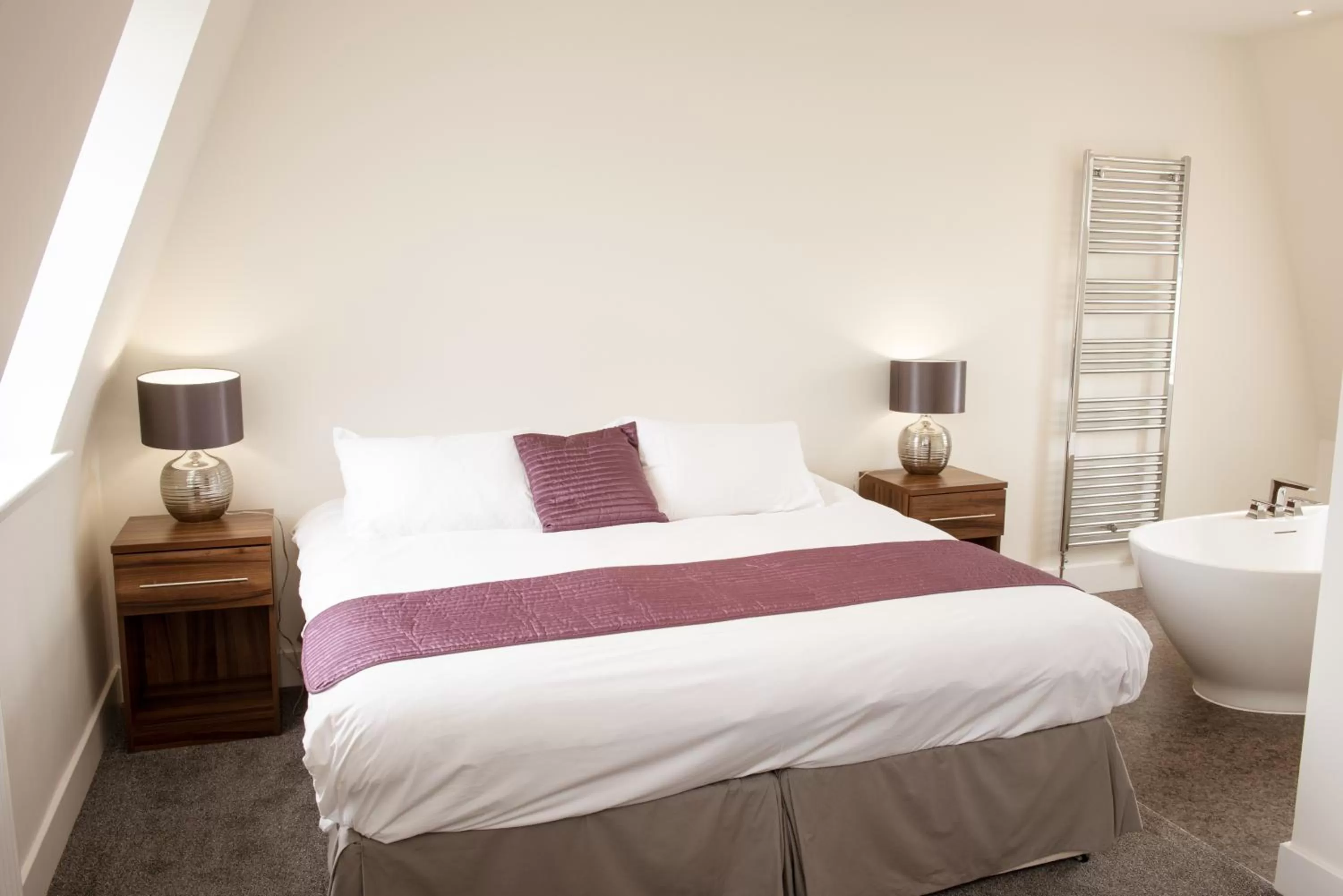 Bedroom, Bed in The Birchtree Hotel