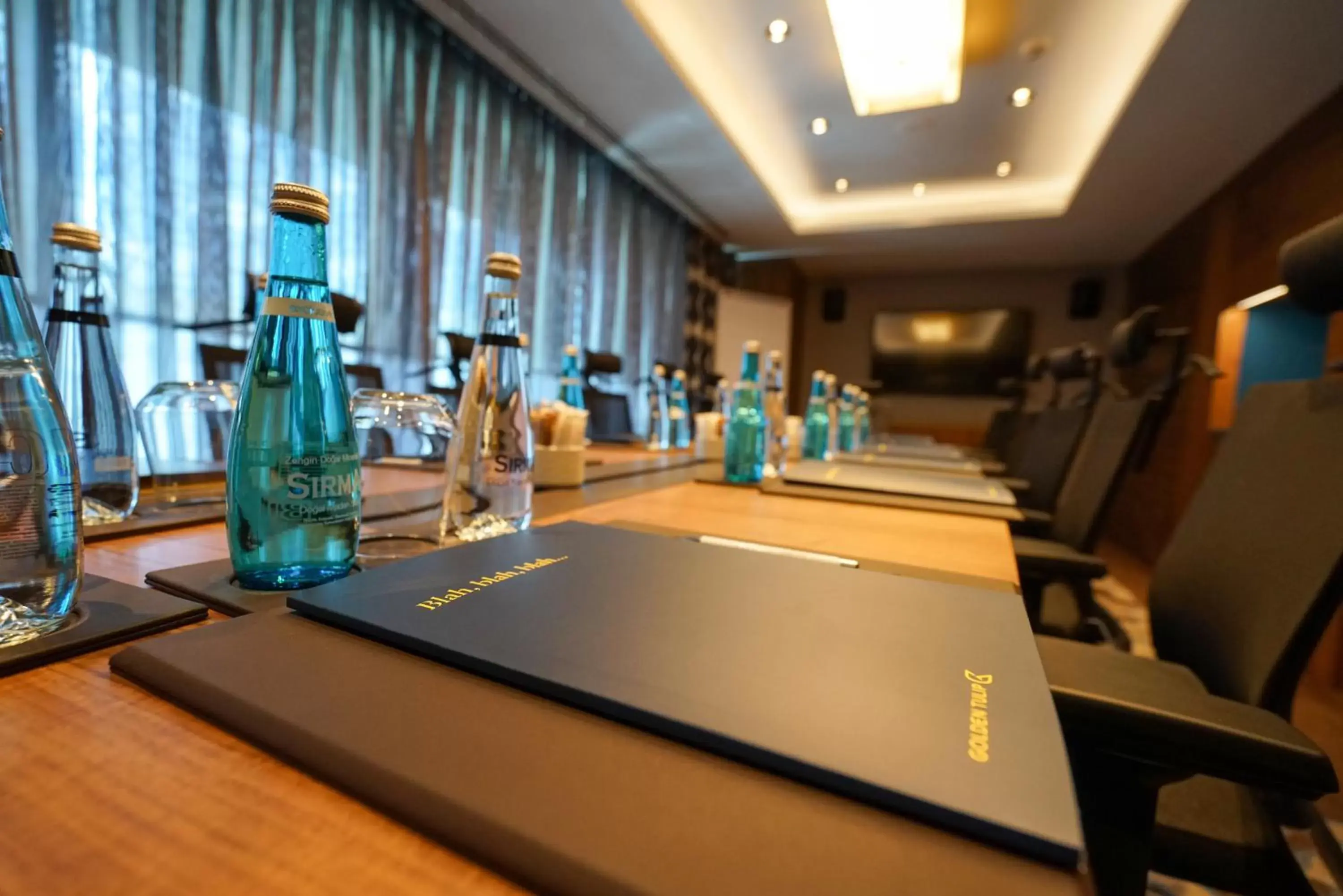 Meeting/conference room in Golden Tulip Istanbul Bayrampasa