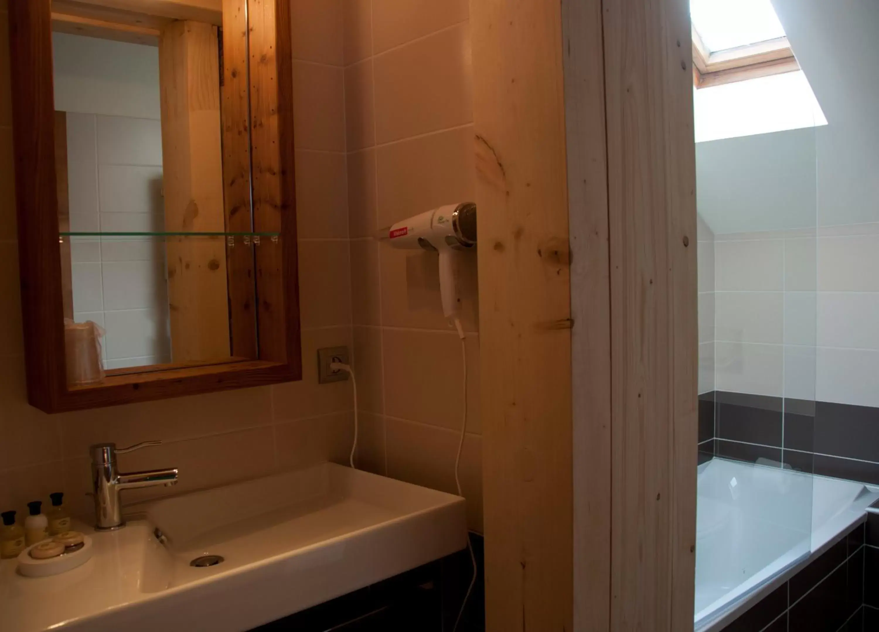 Bathroom in Fleur De Neige Hôtel