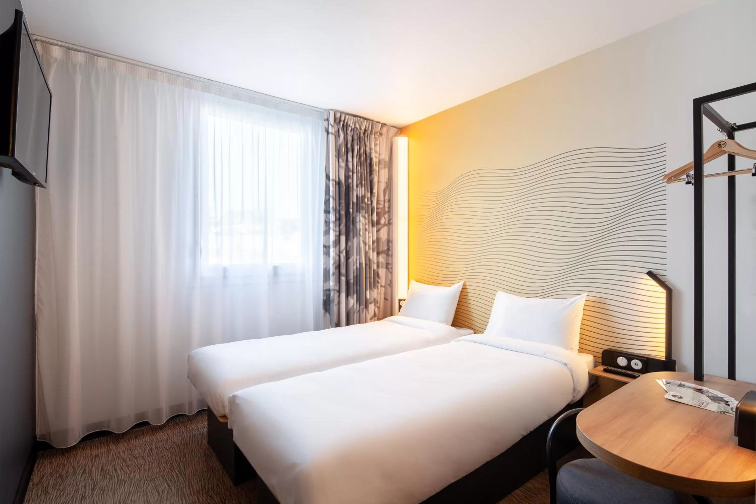 Bedroom, Bed in B&B HOTEL Igny Palaiseau