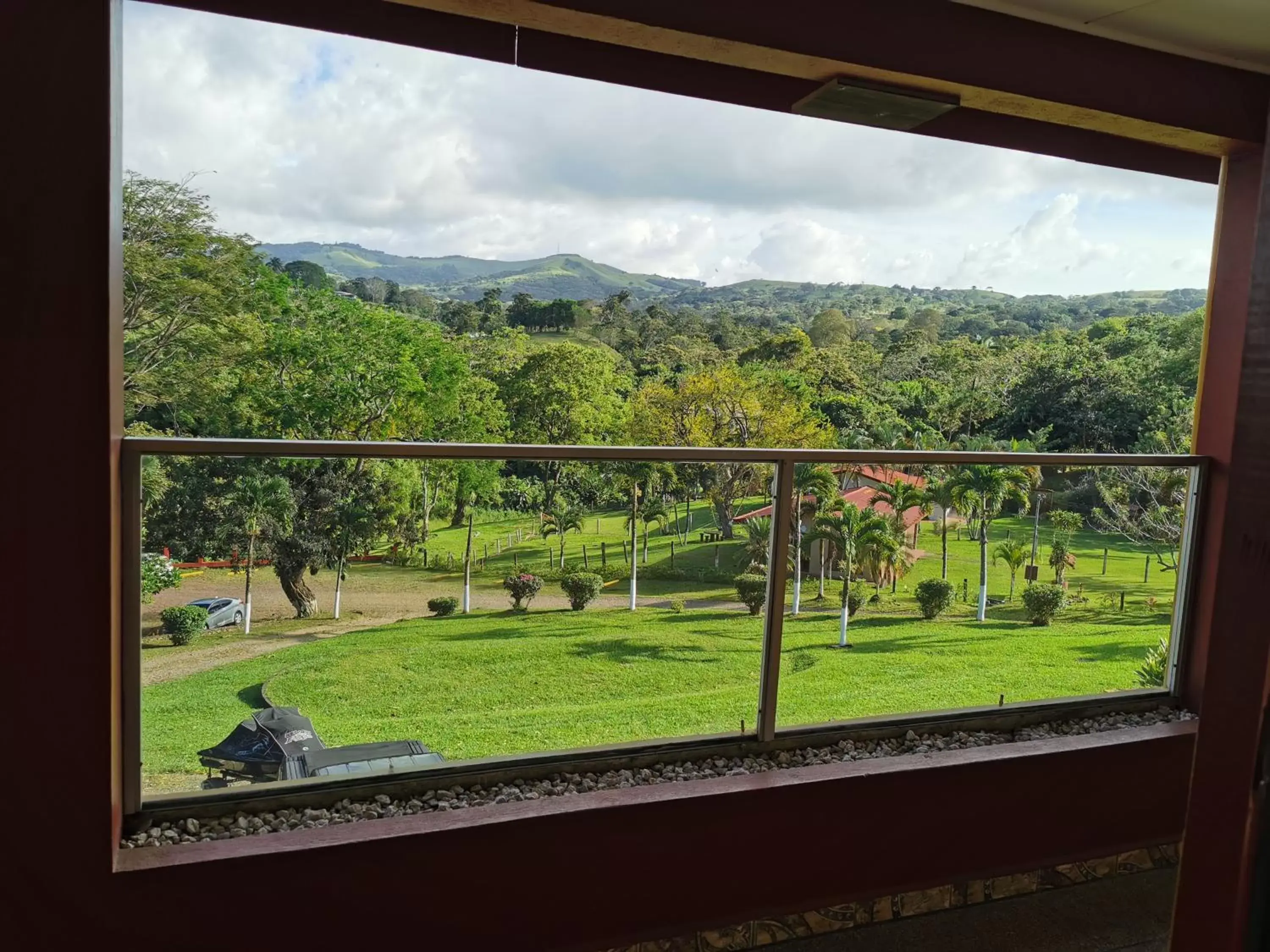 Day, Mountain View in Hotel Puerto San Luis