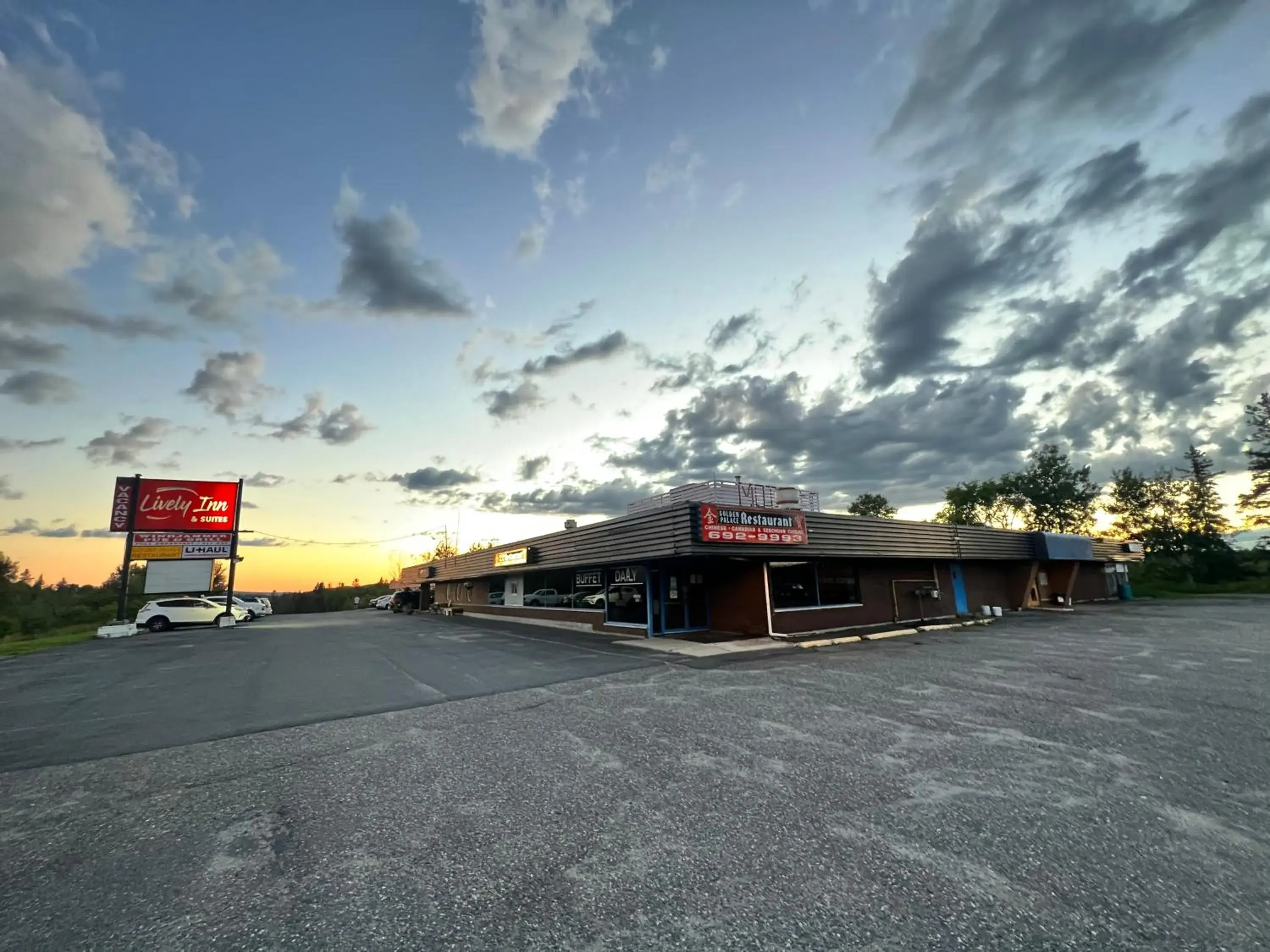 Property Building in Lively Inn and Suites