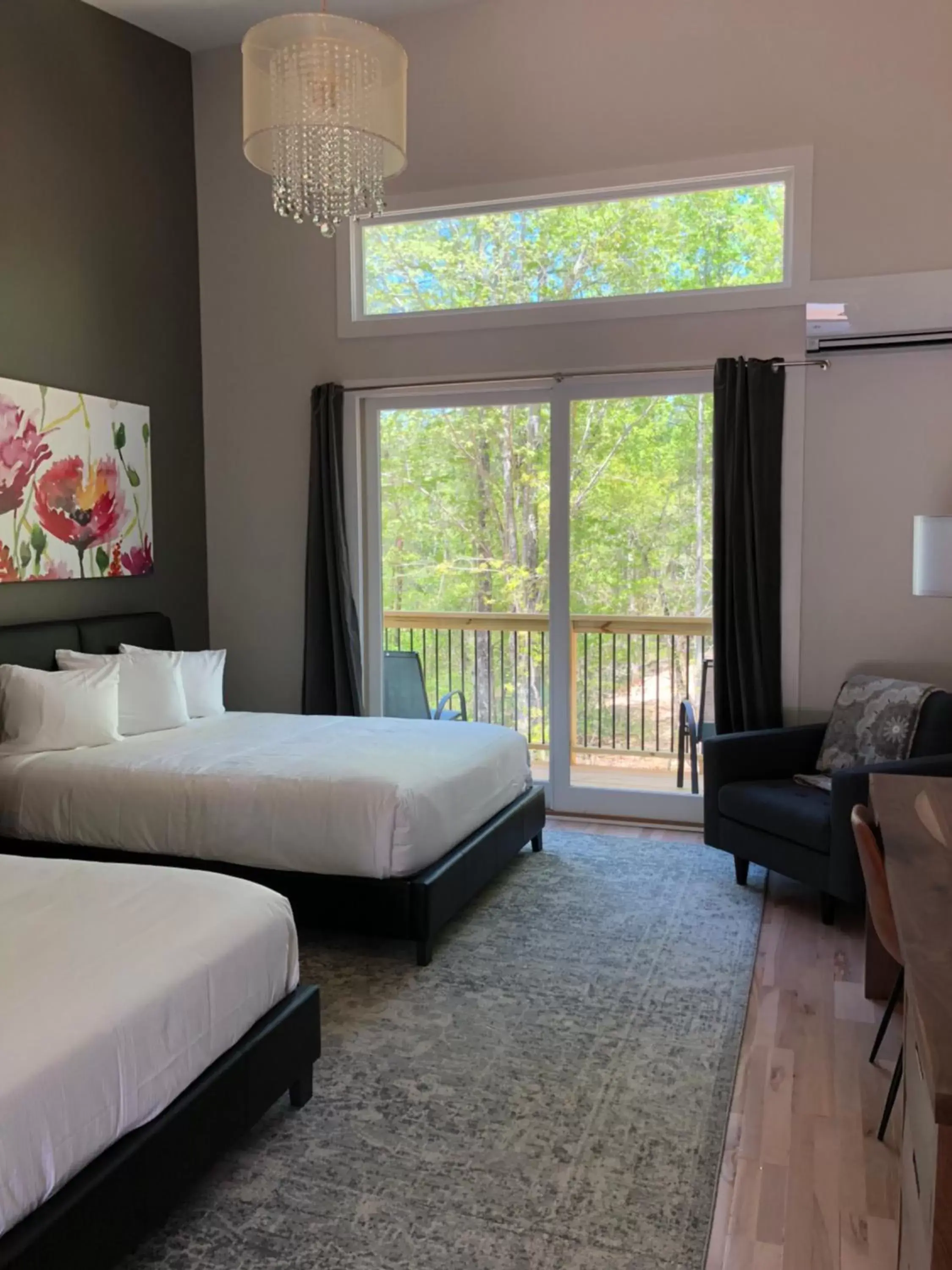 Bed in The Limelight Inn Bed in The Limelight Inn