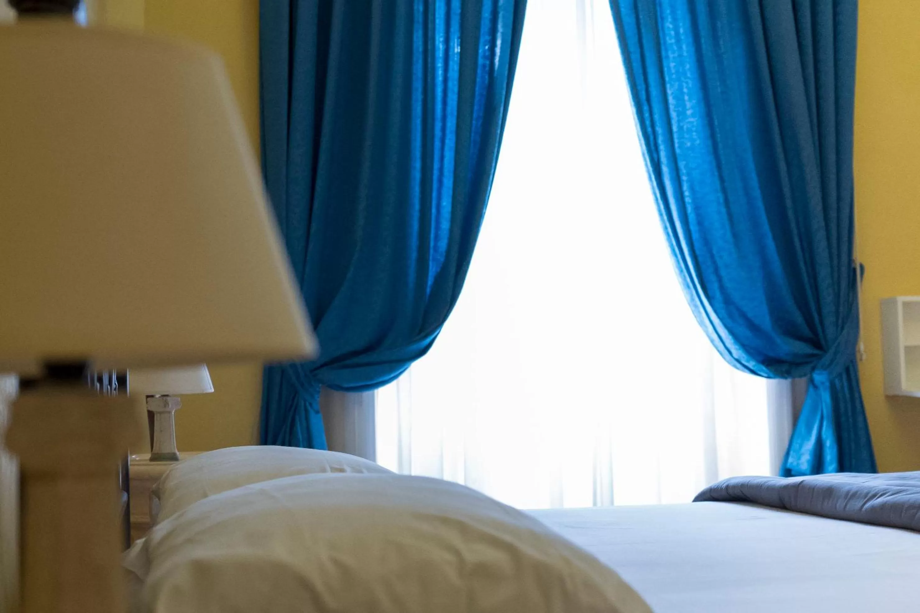 Photo of the whole room, Bed in La Breccia A Porta Pia