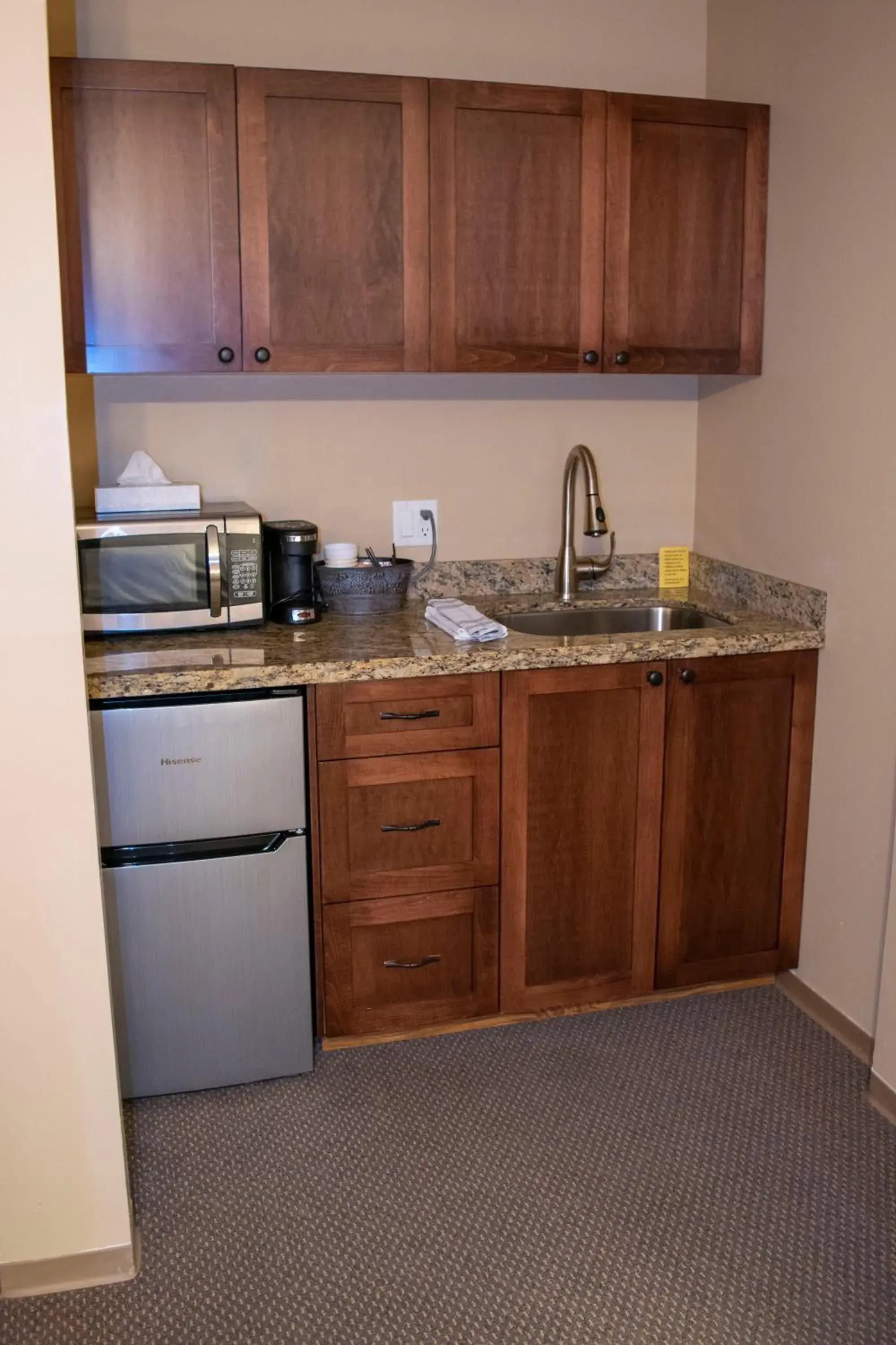 Kitchen or kitchenette, Kitchen/Kitchenette in Aspen Village