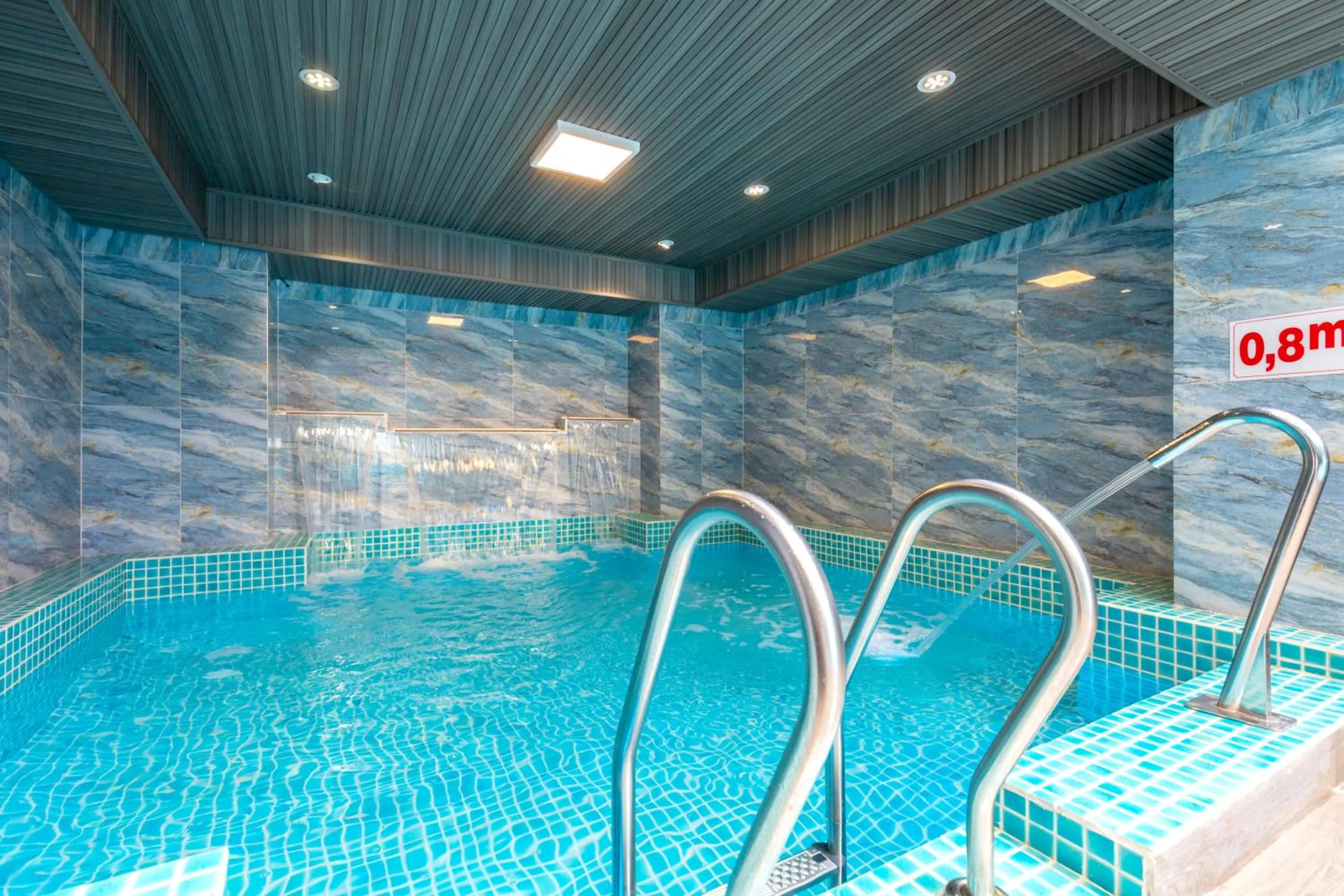 Swimming pool in GOLDEN ERA Hotel - Vung Tau Riva Hotel