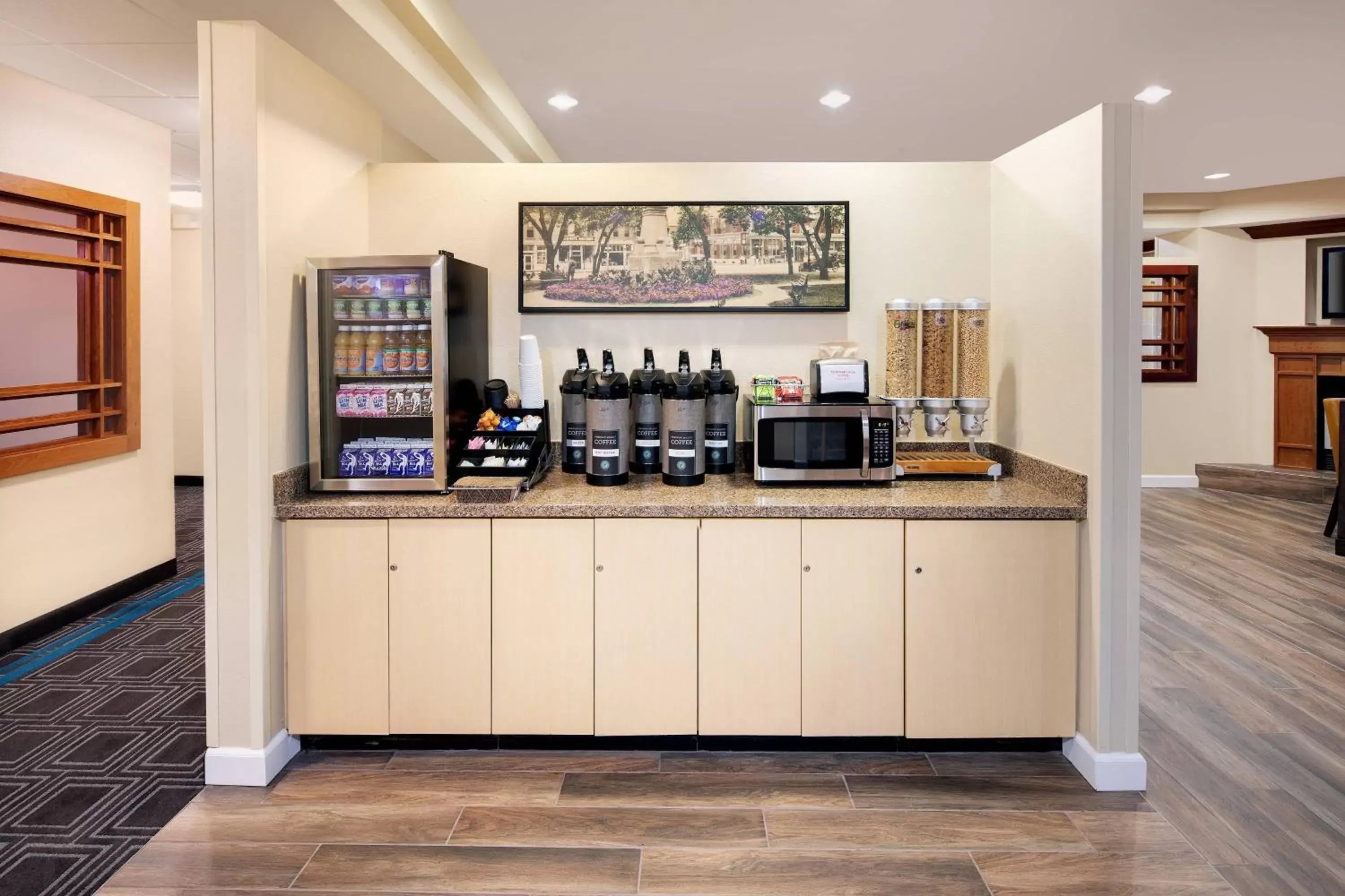 Restaurant/places to eat, Kitchen/Kitchenette in TownePlace Suites by Marriott Bentonville Rogers