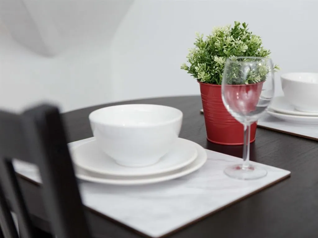 Two-Bedroom Apartment in Live in Leeds Grange Apartments