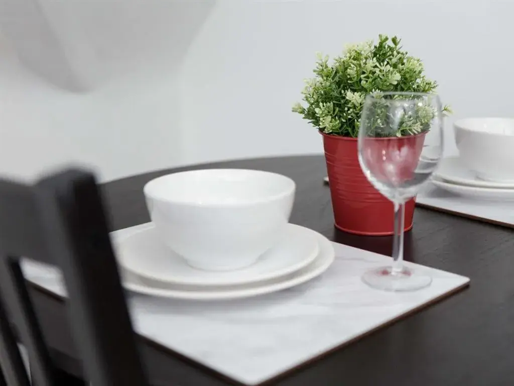 Two-Bedroom Apartment in Live in Leeds Grange Apartments Two-Bedroom Apartment in Live in Leeds Grange Apartments