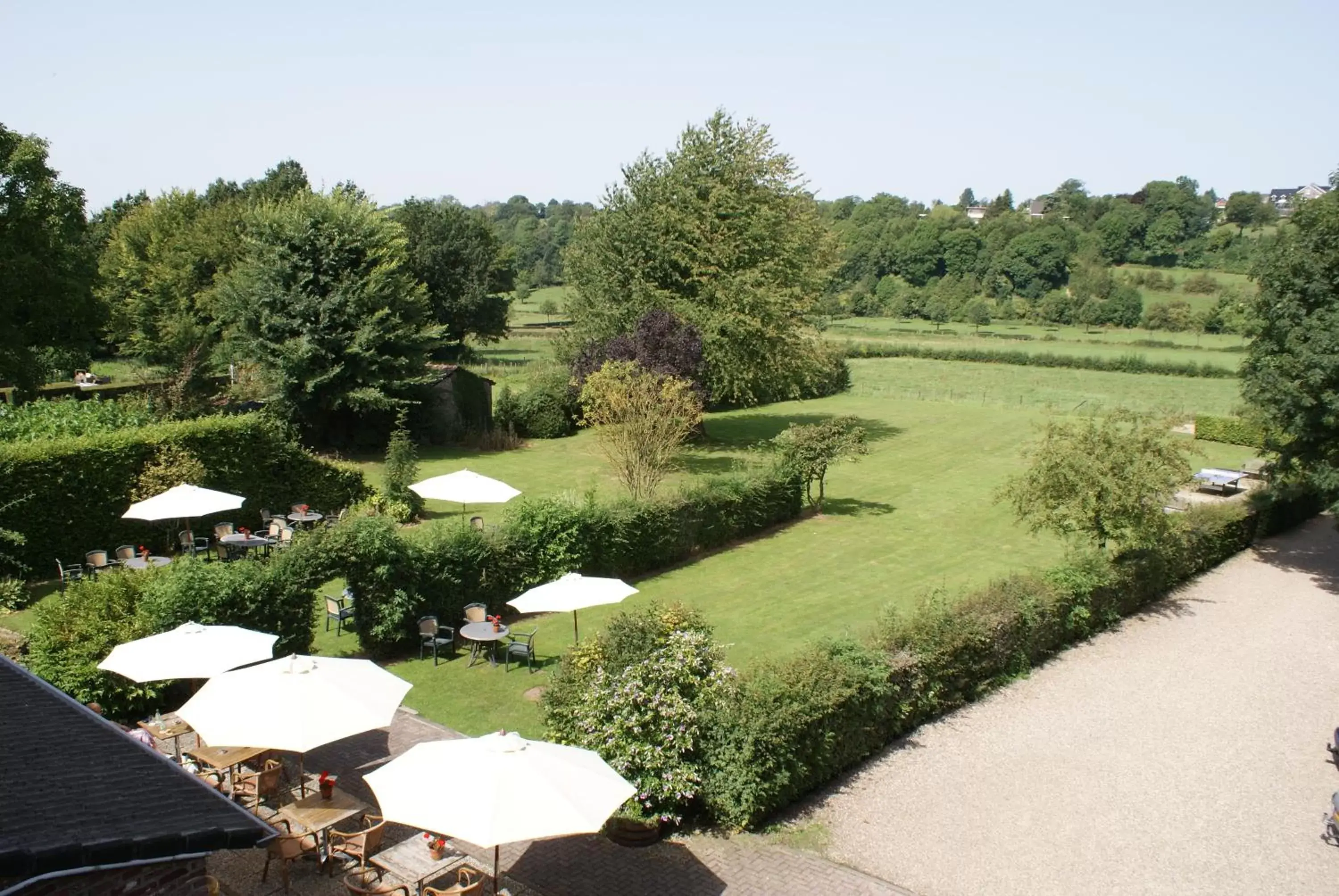 Garden view in Fletcher Hotel Restaurant Bon Repos