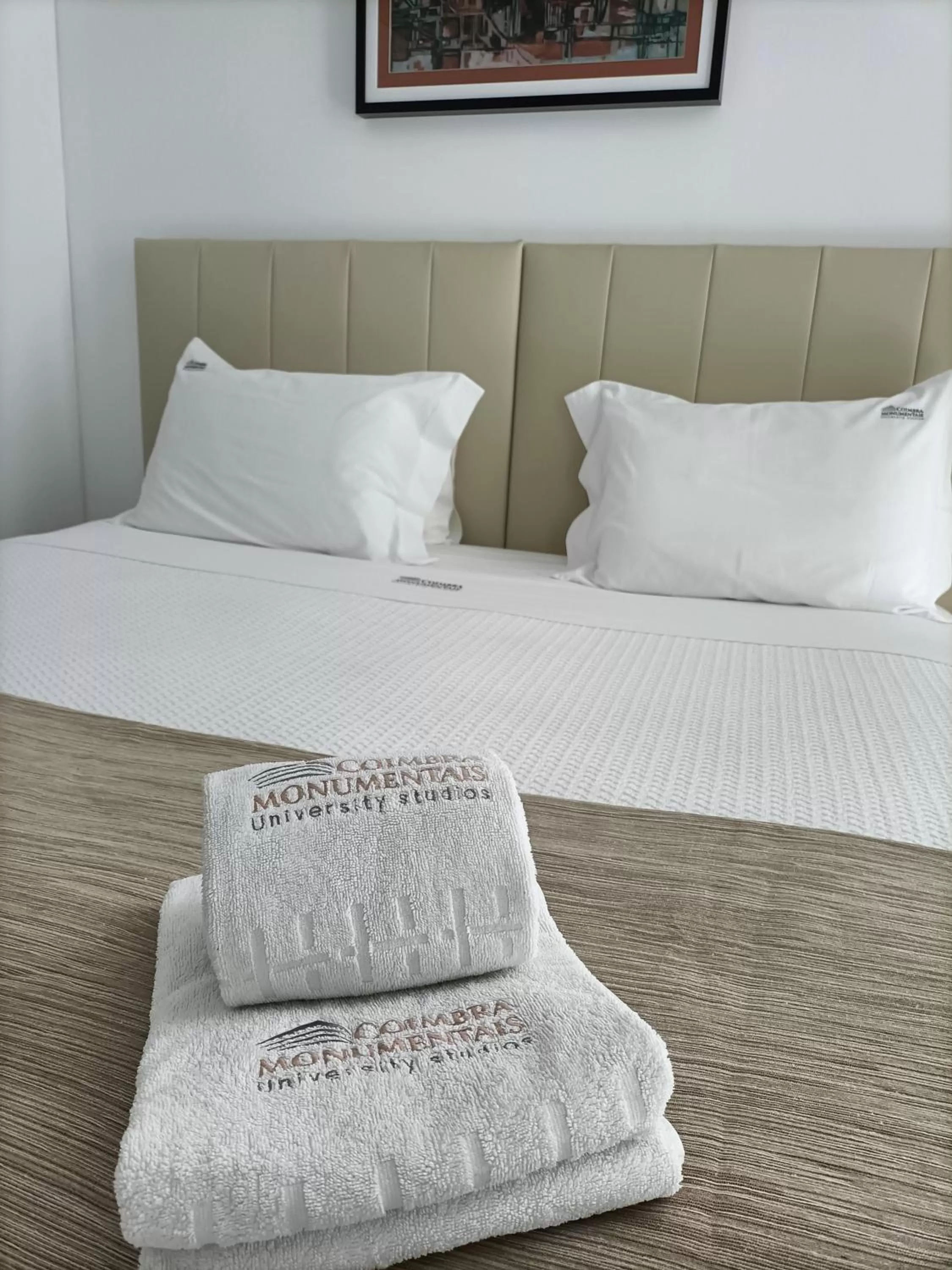 Bed in Coimbra Monumentais B&B