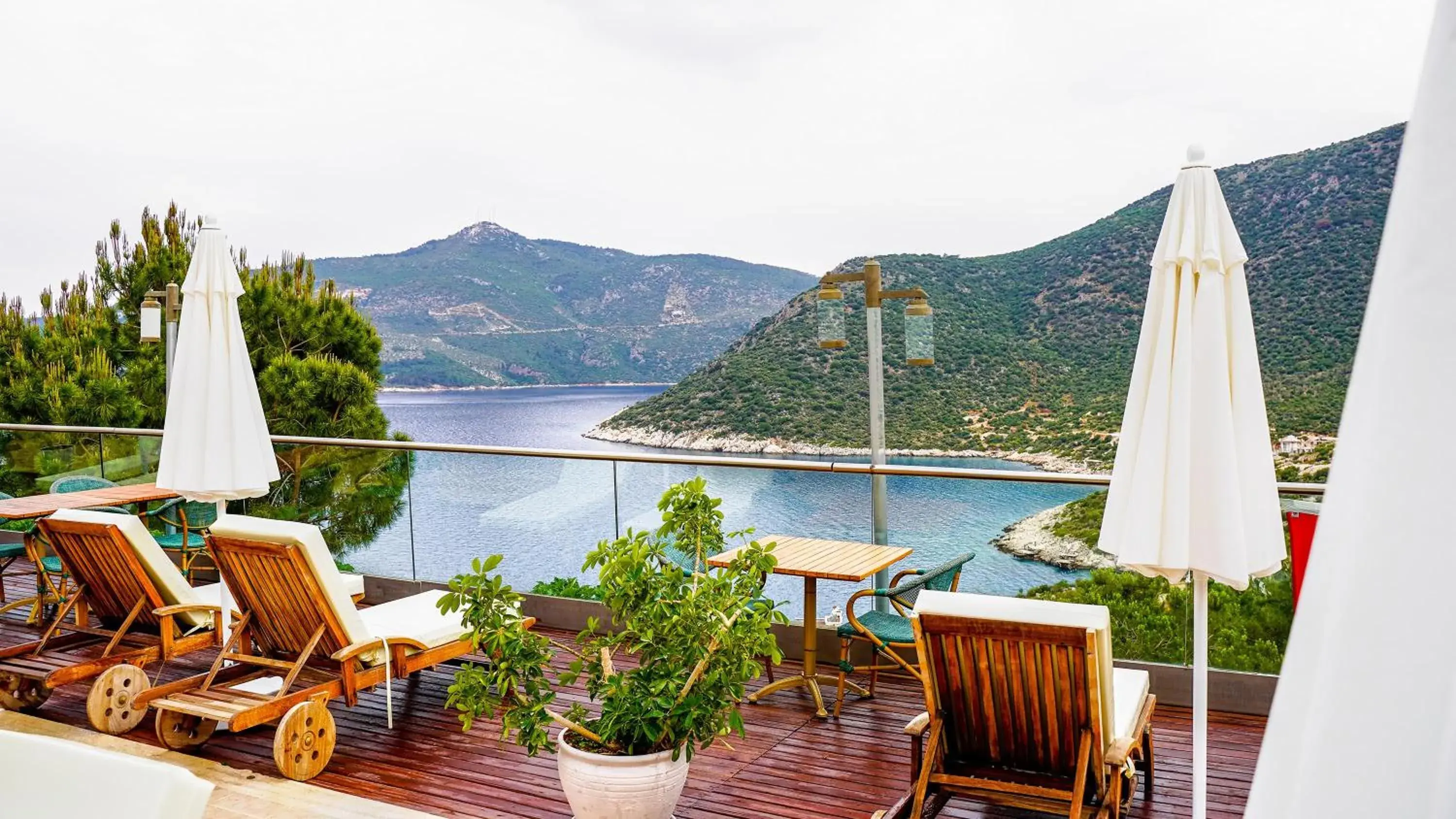 Balcony/Terrace in Happy Hotel