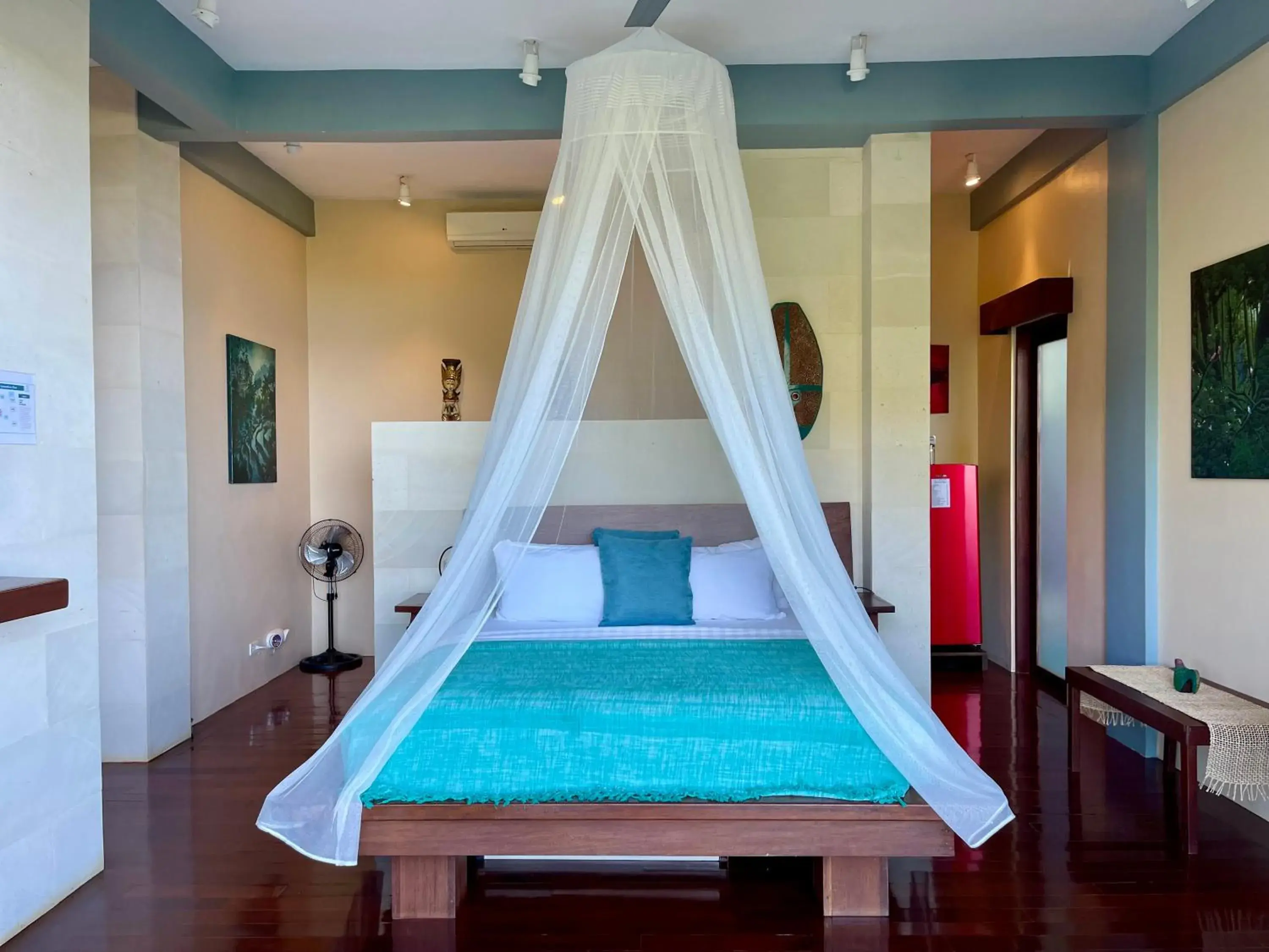 Bed in Karuna El Nido Villas