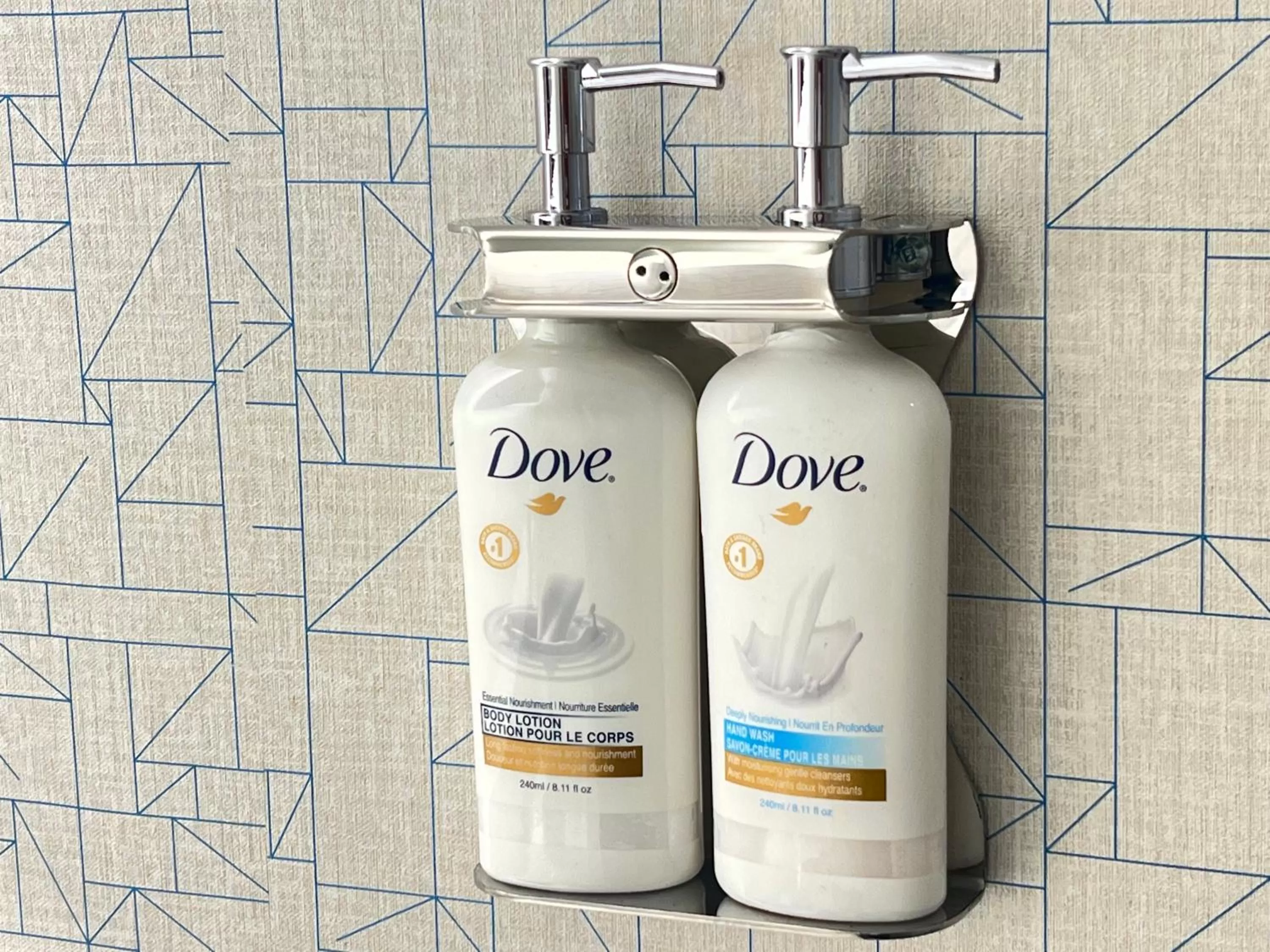 Standard King Room in Holiday Inn Express Hotel & Suites North Bay by IHG