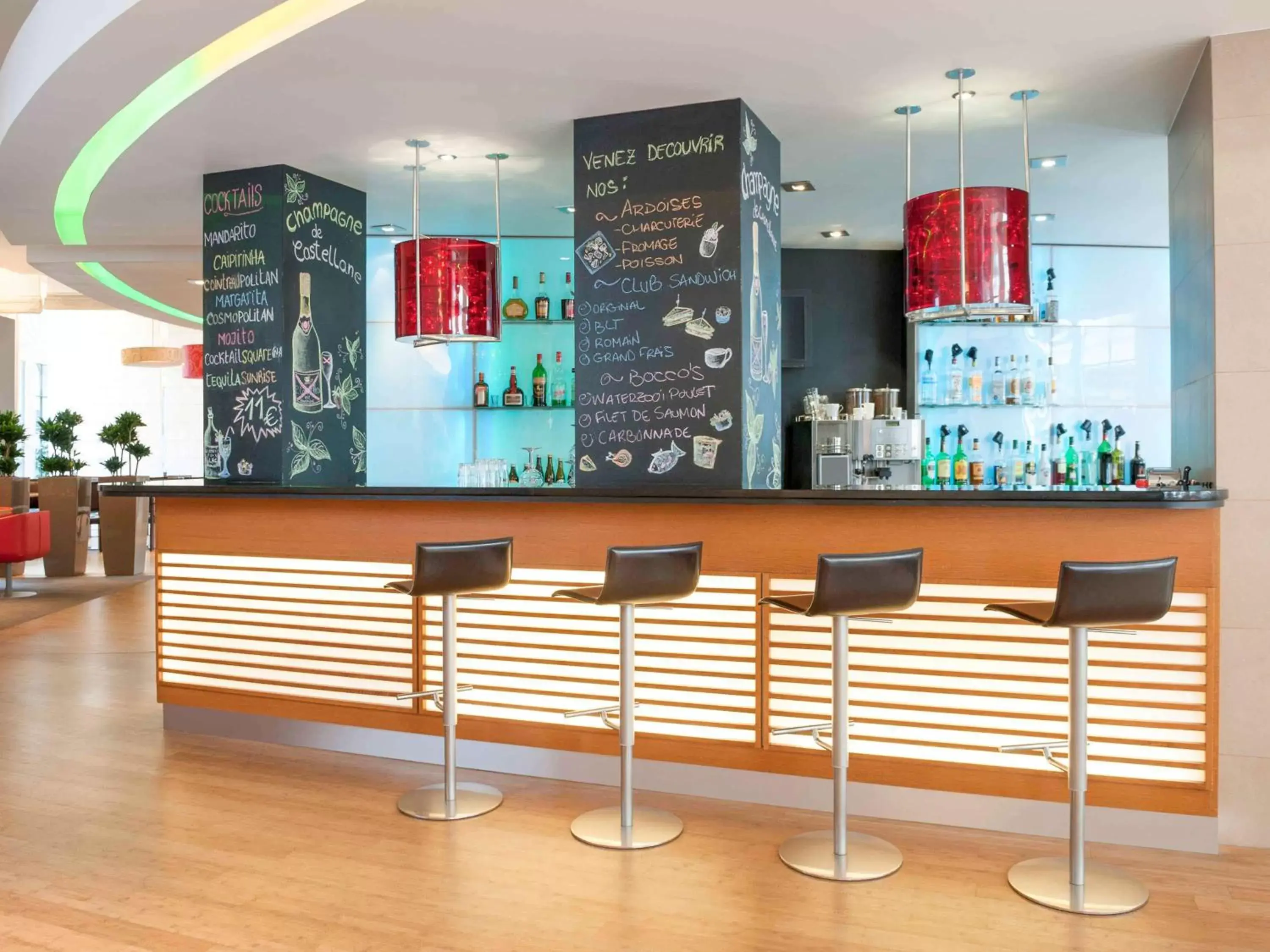 Restaurant/places to eat, Lounge/Bar in Hotel Novotel Brussels Off Grand Place