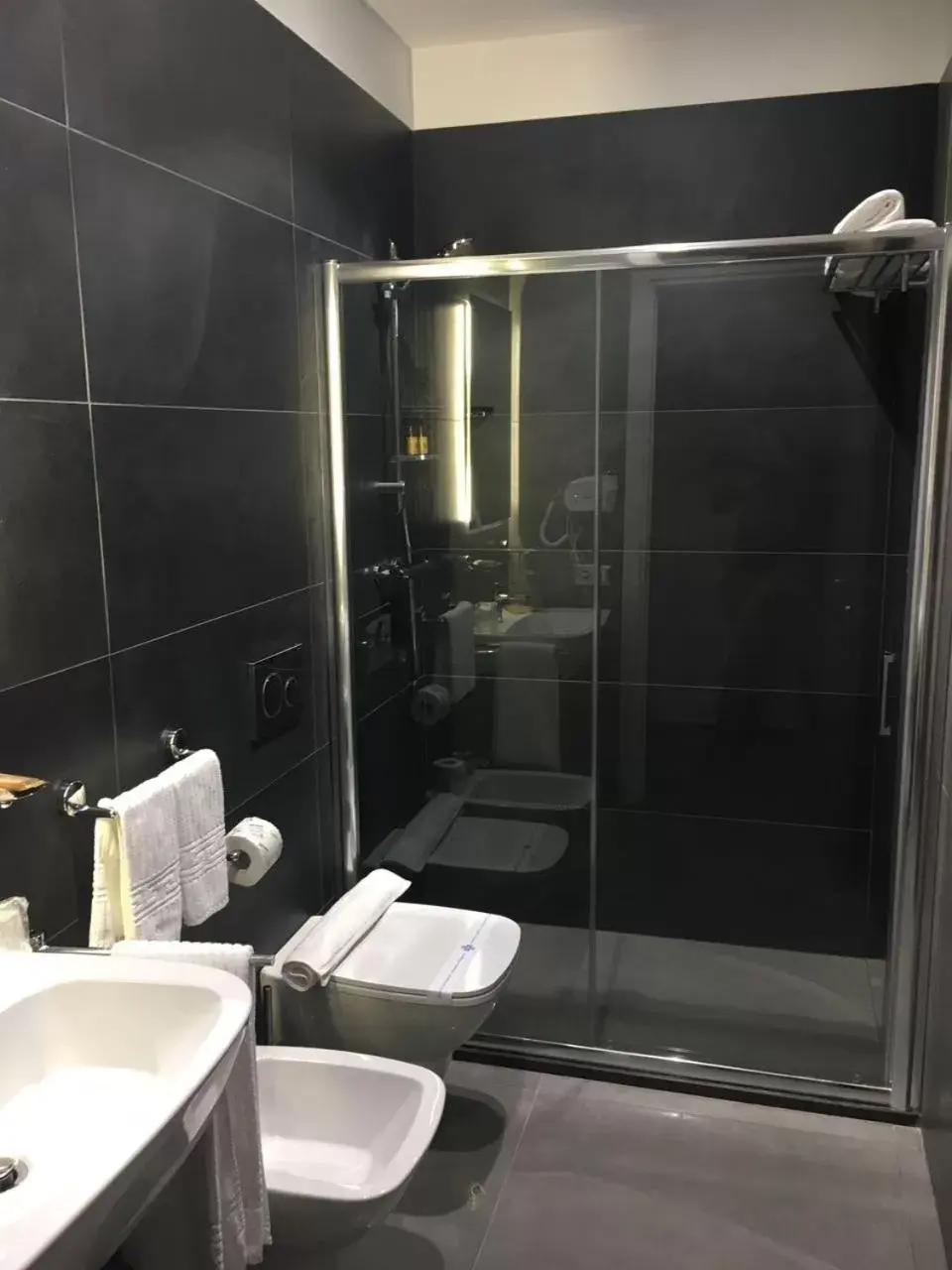 Bathroom in La Sosta Motel Tavola Calda